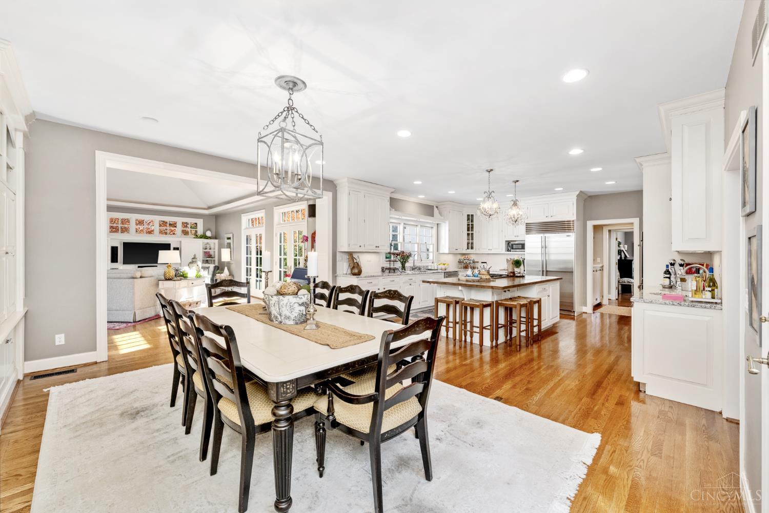 Indian Hill, Ohio, 45243, United States, 6 Bedrooms Bedrooms, ,6 BathroomsBathrooms,Residential,For Sale,1988280