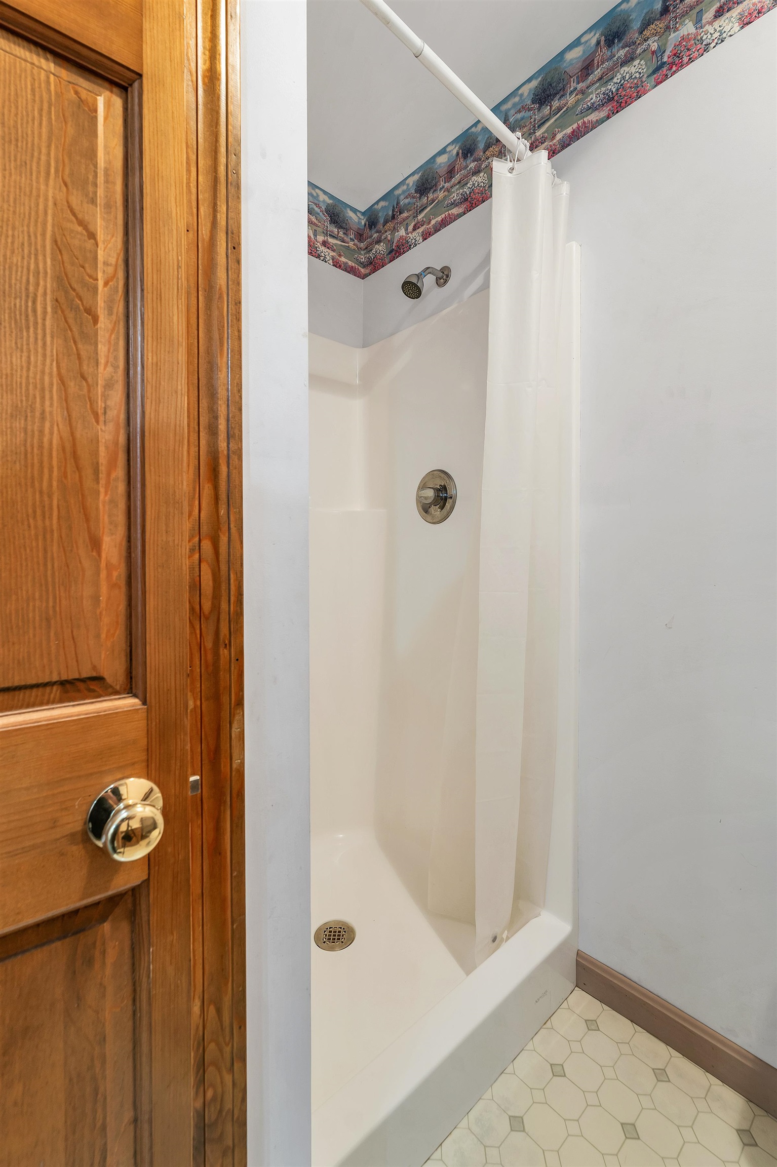 Dunbarton, New Hampshire, 03046, United States, 3 Bedrooms Bedrooms, ,2 BathroomsBathrooms,Residential,For Sale,1989464