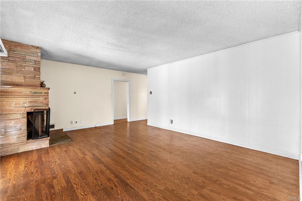 Compton, California, 90221, United States, 3 Bedrooms Bedrooms, ,2 BathroomsBathrooms,Residential,For Sale,1922771