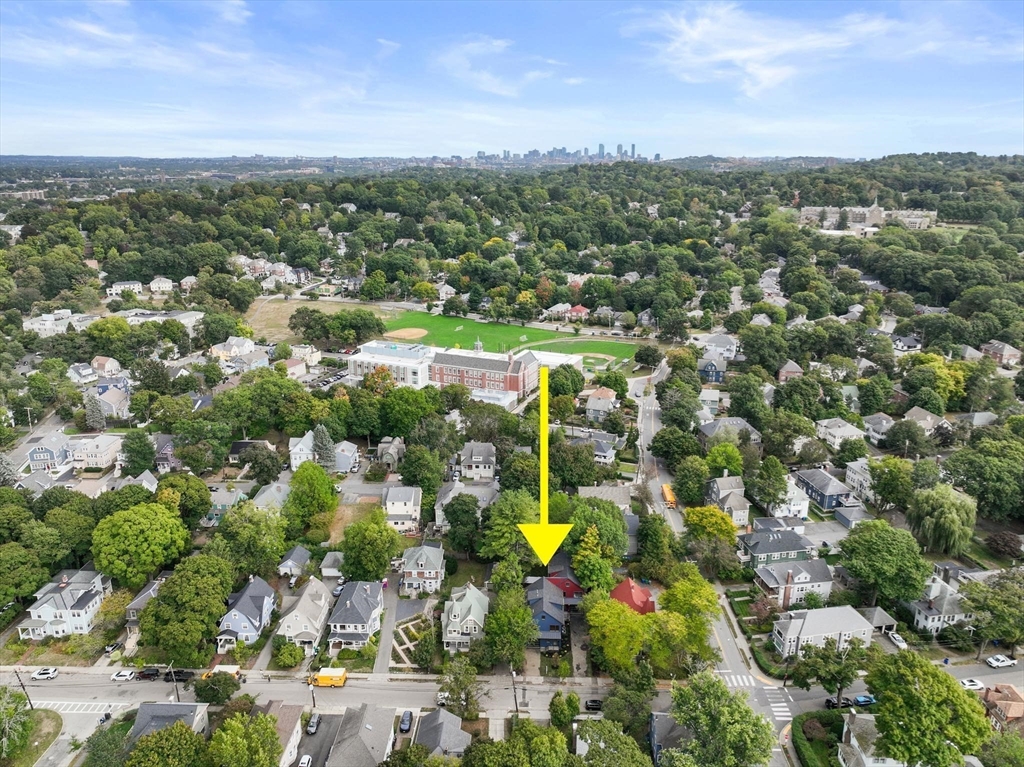 Newton, Massachusetts, 02460, United States, 5 Bedrooms Bedrooms, ,5 BathroomsBathrooms,Residential,For Sale,2000658