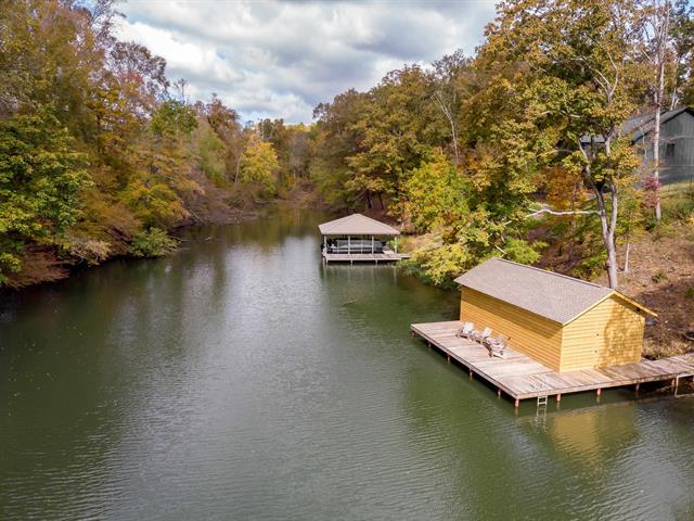 Florence, Alabama, 35630, United States, 4 Bedrooms Bedrooms, ,4 BathroomsBathrooms,Residential,For Sale,1988218