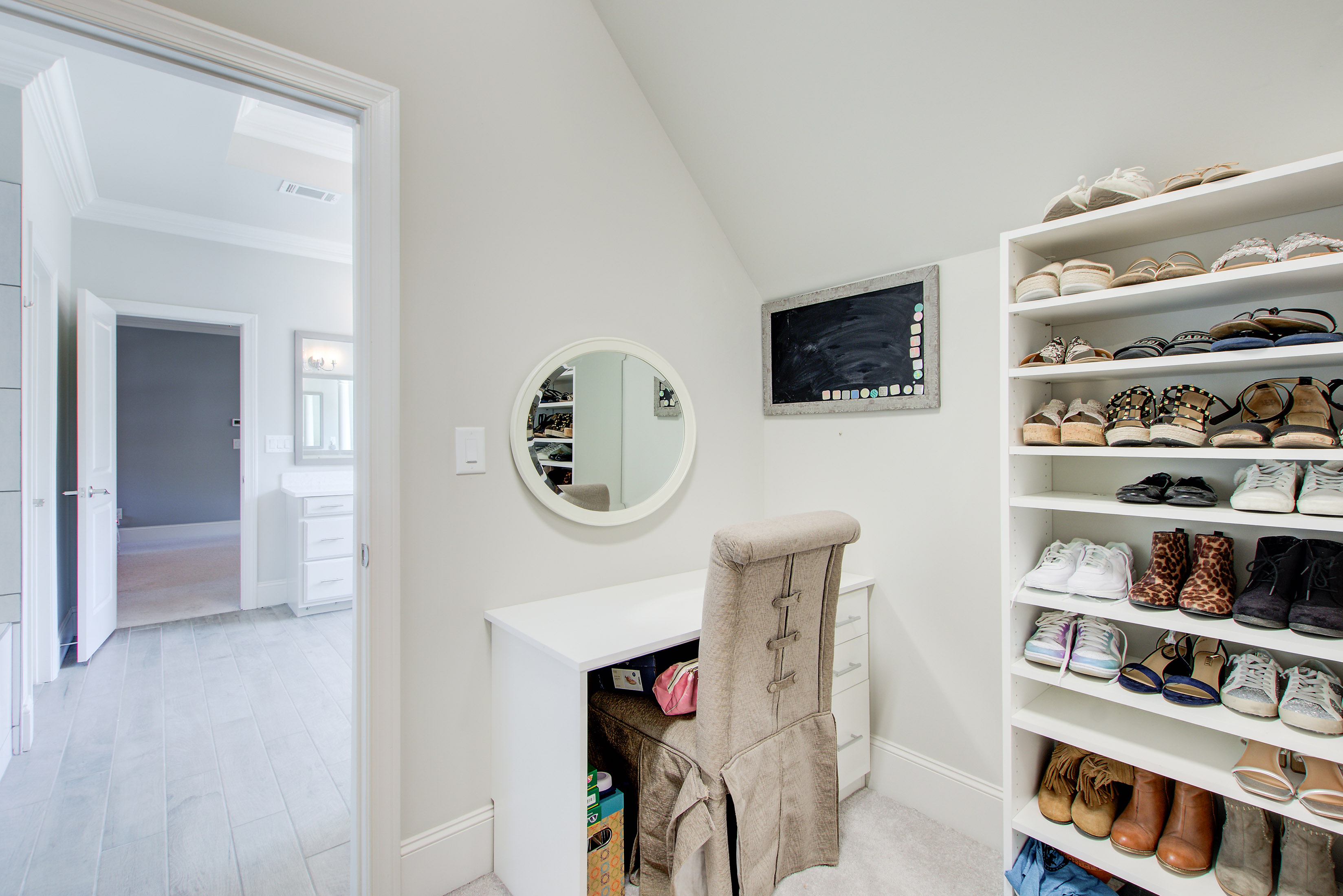  Impeccably Maintained Brick Home with No HOA and an Oversized Lot - 物件實景