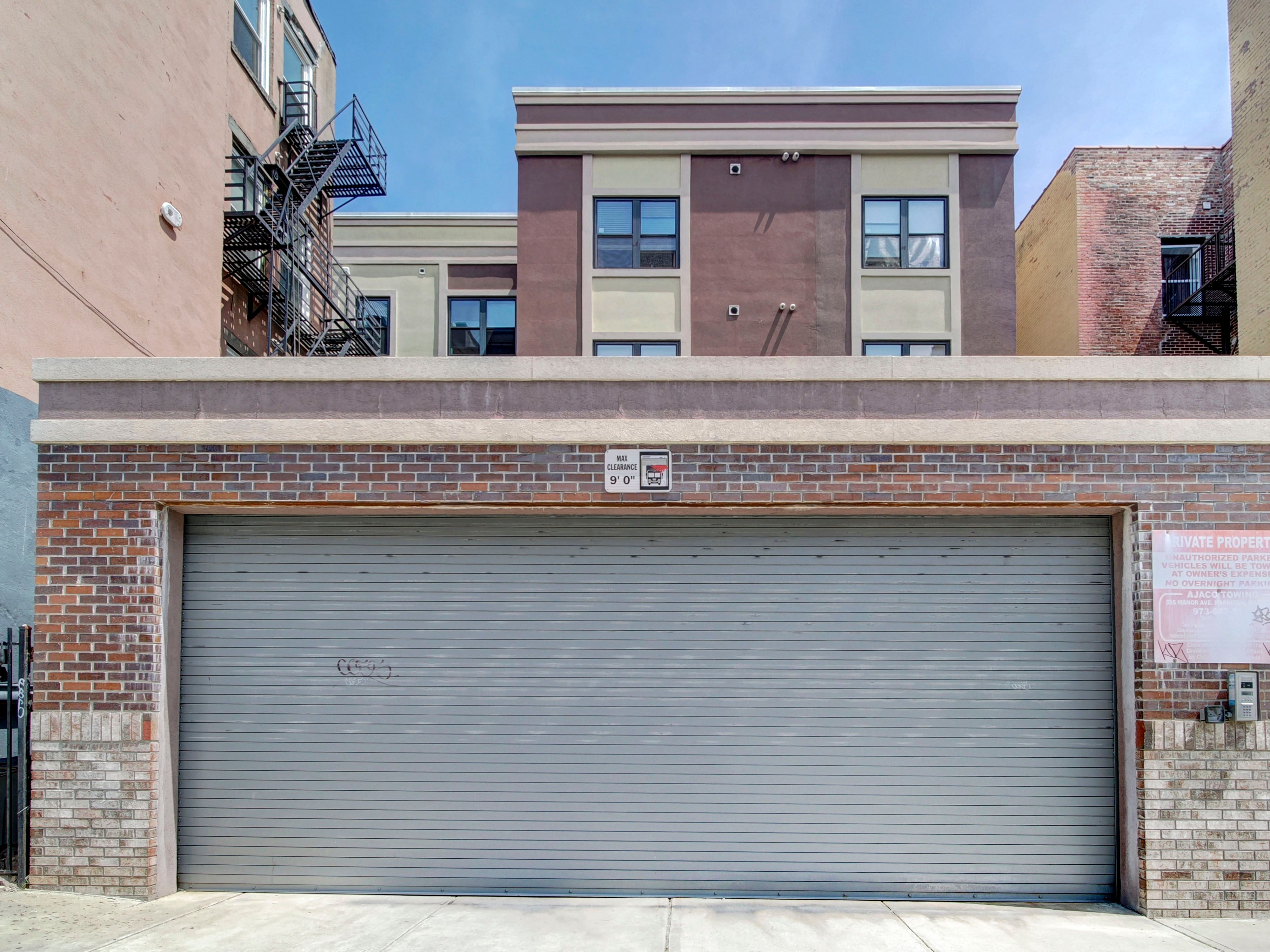  90 Clinton Avenue, Newark, NJ 07114 - 物件實景