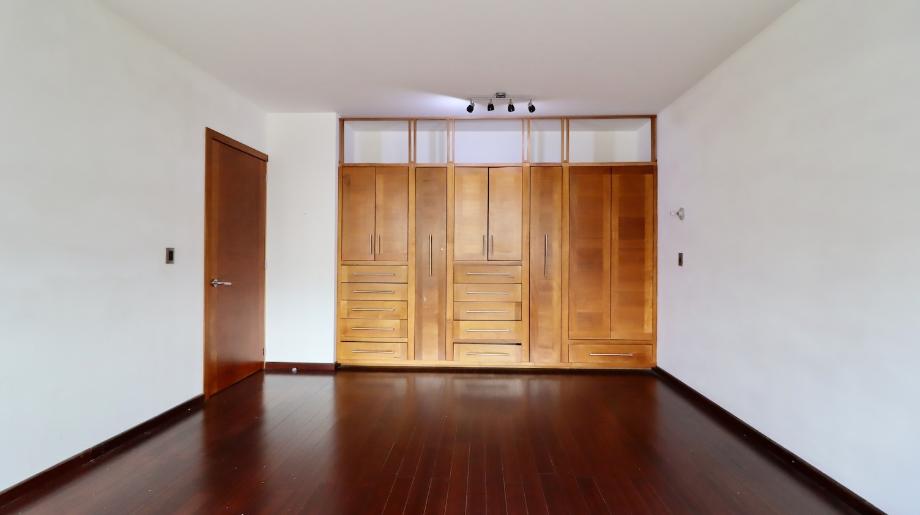 Morelia, Michoacán de Ocampo, 58290, Mexico, 4 Bedrooms Bedrooms, ,4 BathroomsBathrooms,Residential,For Sale,1941746