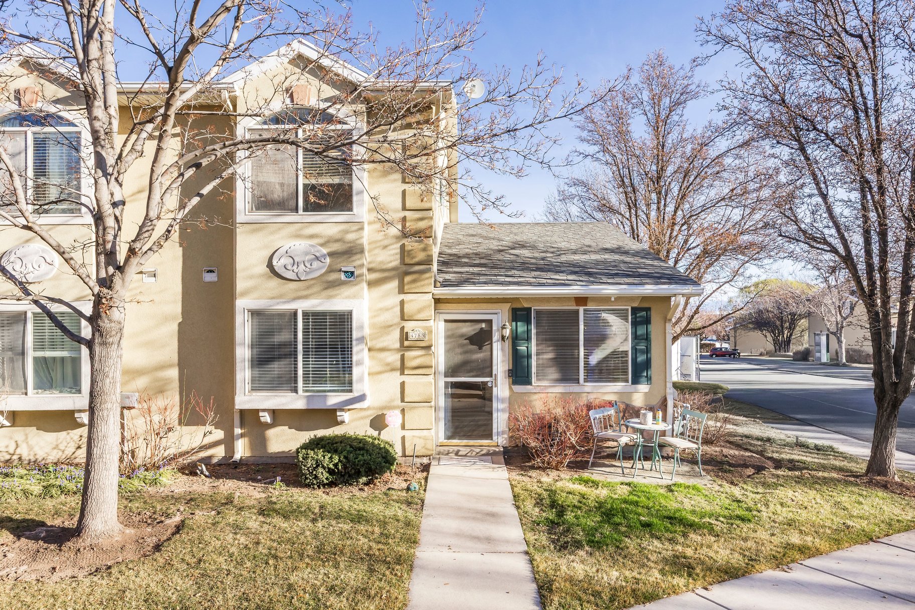  Main-Floor Primary Living with Resort-Style Amenities - 物件實景