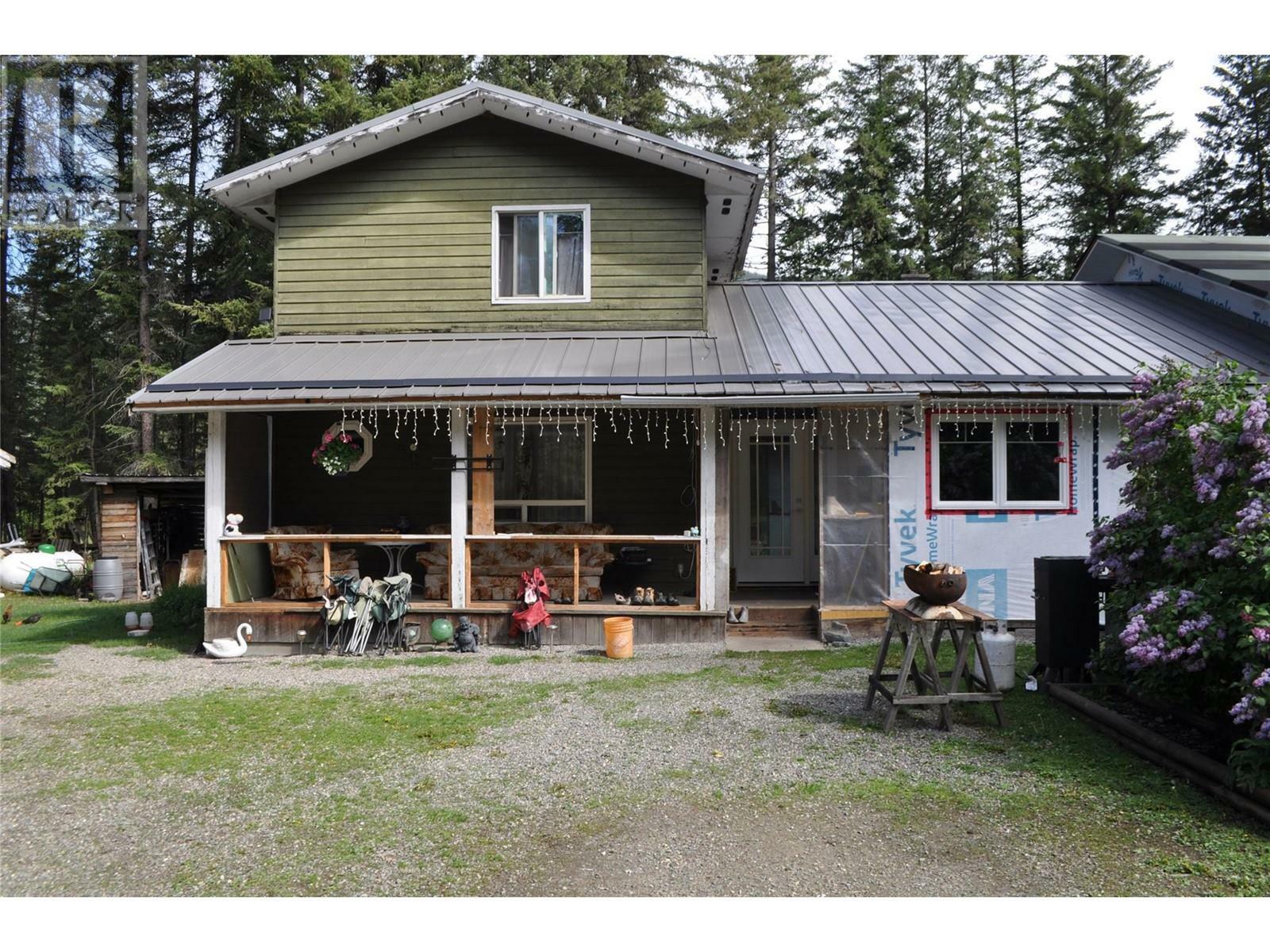 CHERRYVILLE, British Columbia, V0E 2G1, CA, 2 Bedrooms Bedrooms, ,2 BathroomsBathrooms,Residential,For Sale,1837414