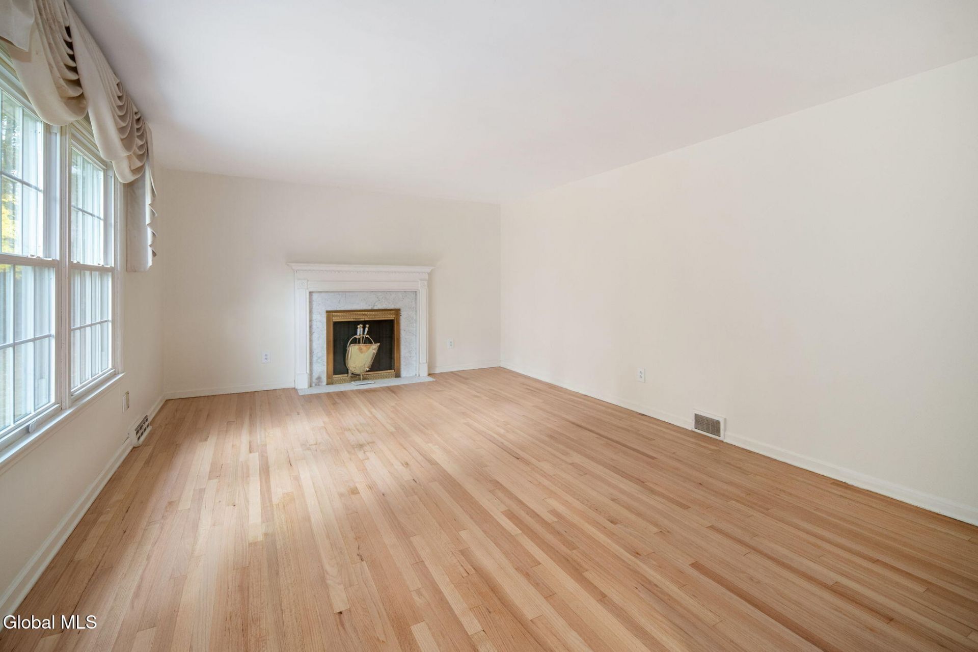Willow St, Guilderland, NY 12084 #1