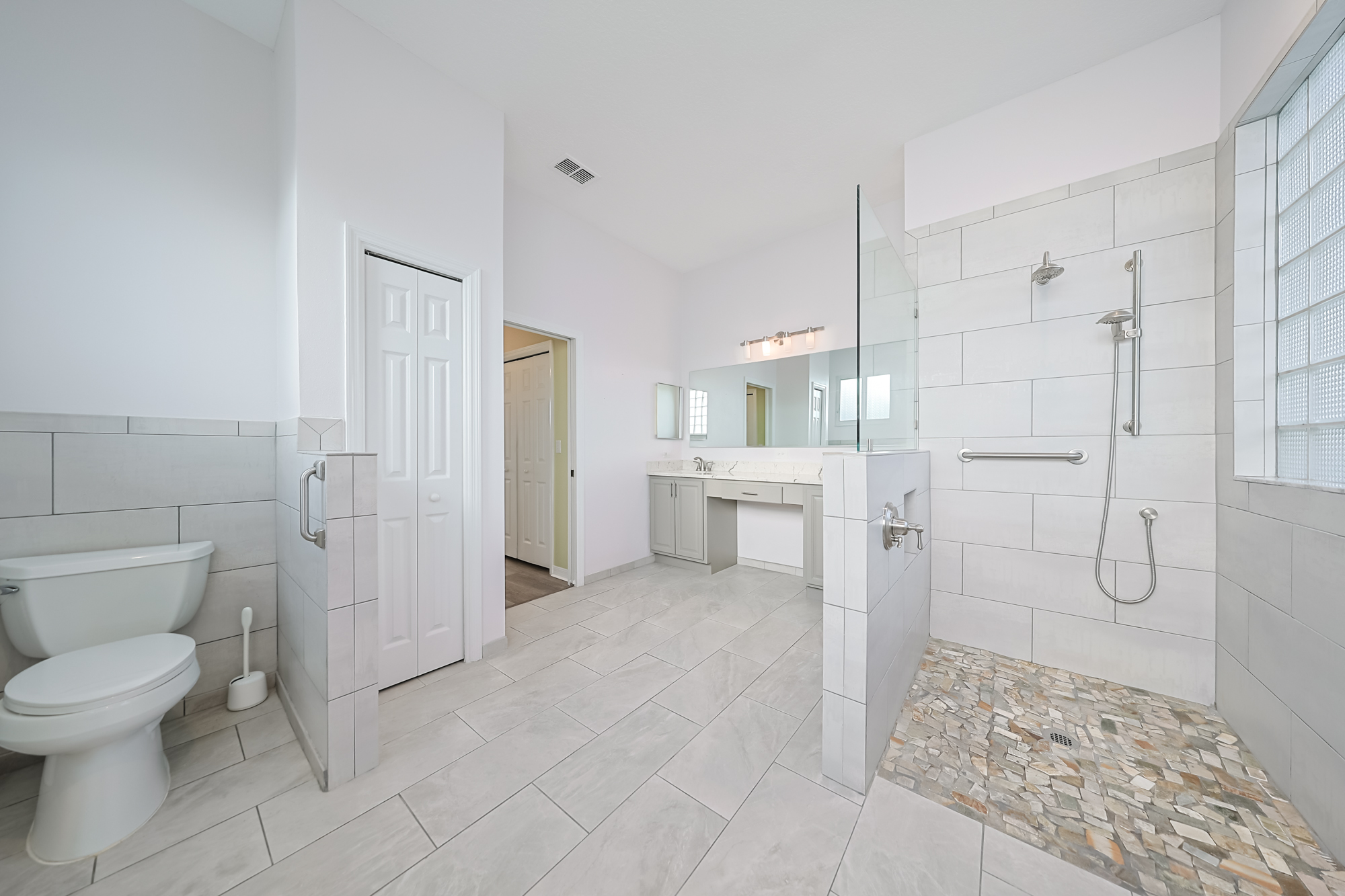 Sun City Center, Florida, 33573, United States, 3 Bedrooms Bedrooms, ,3 BathroomsBathrooms,Residential,For Sale,1985673