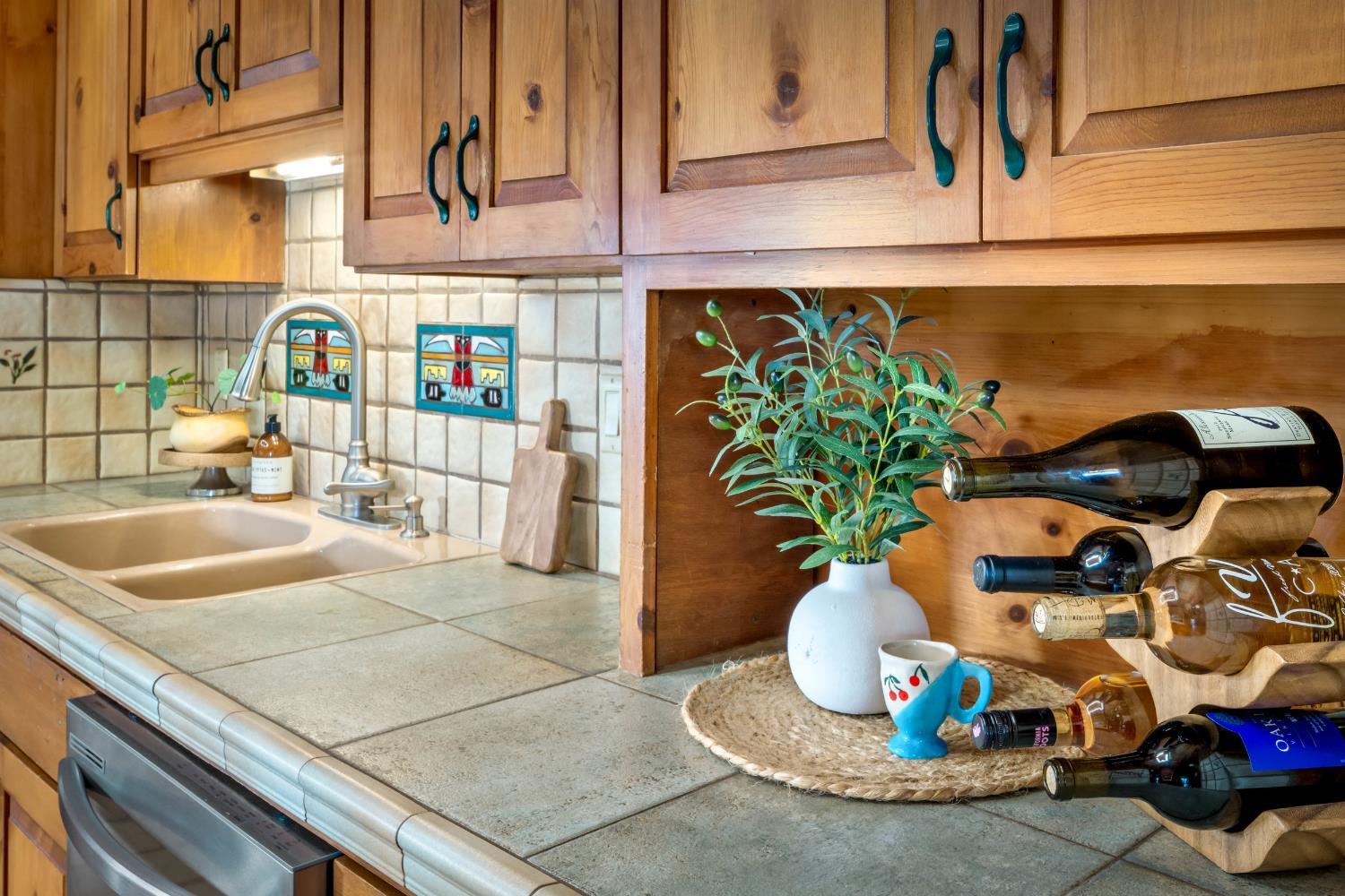 Grass Valley, California, 95949, United States, 3 Bedrooms Bedrooms, ,5 BathroomsBathrooms,Residential,For Sale,2006343