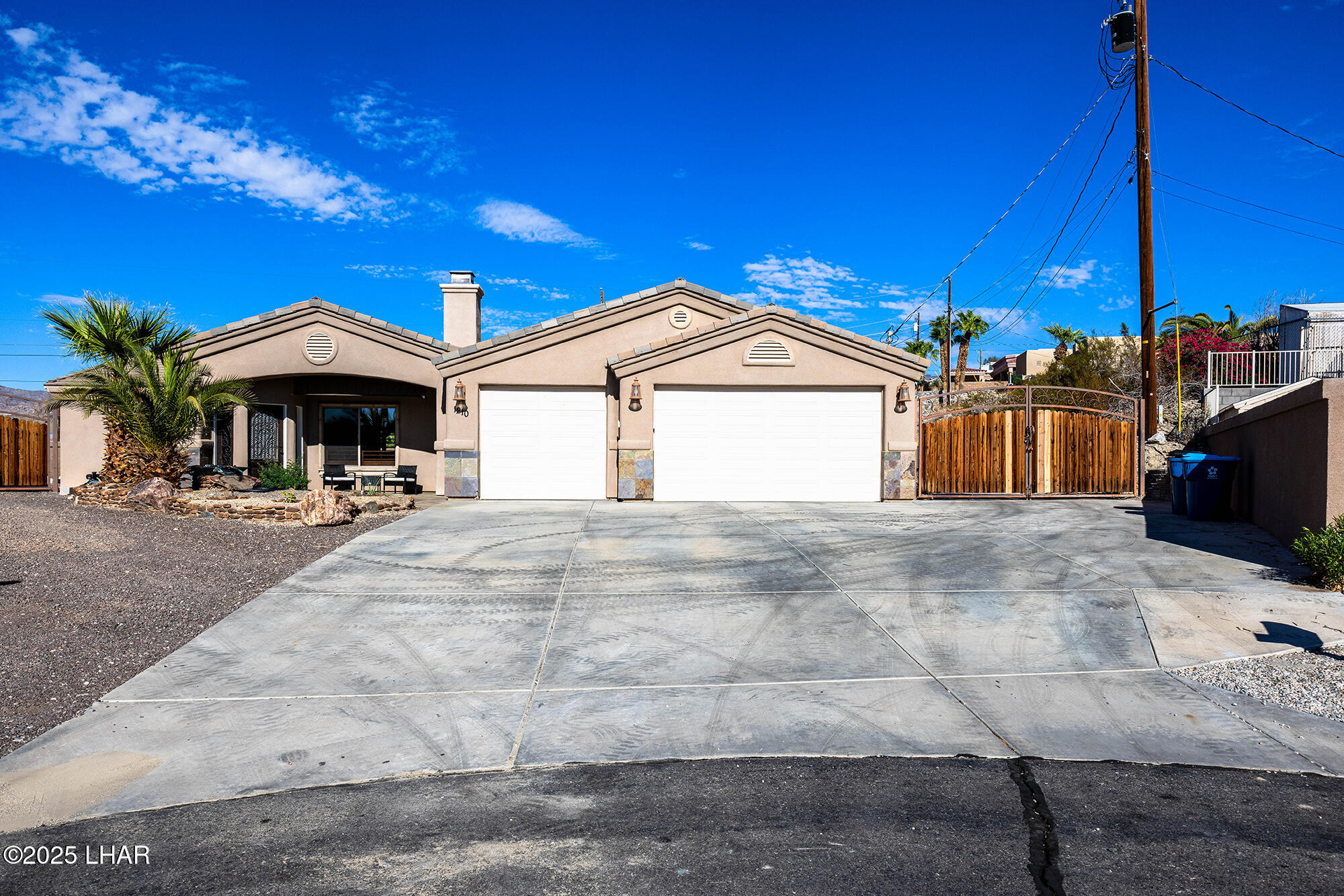 Lake Havasu City, Arizona, 86404, United States, 3 Bedrooms Bedrooms, ,2 BathroomsBathrooms,Residential,For Sale,2001874