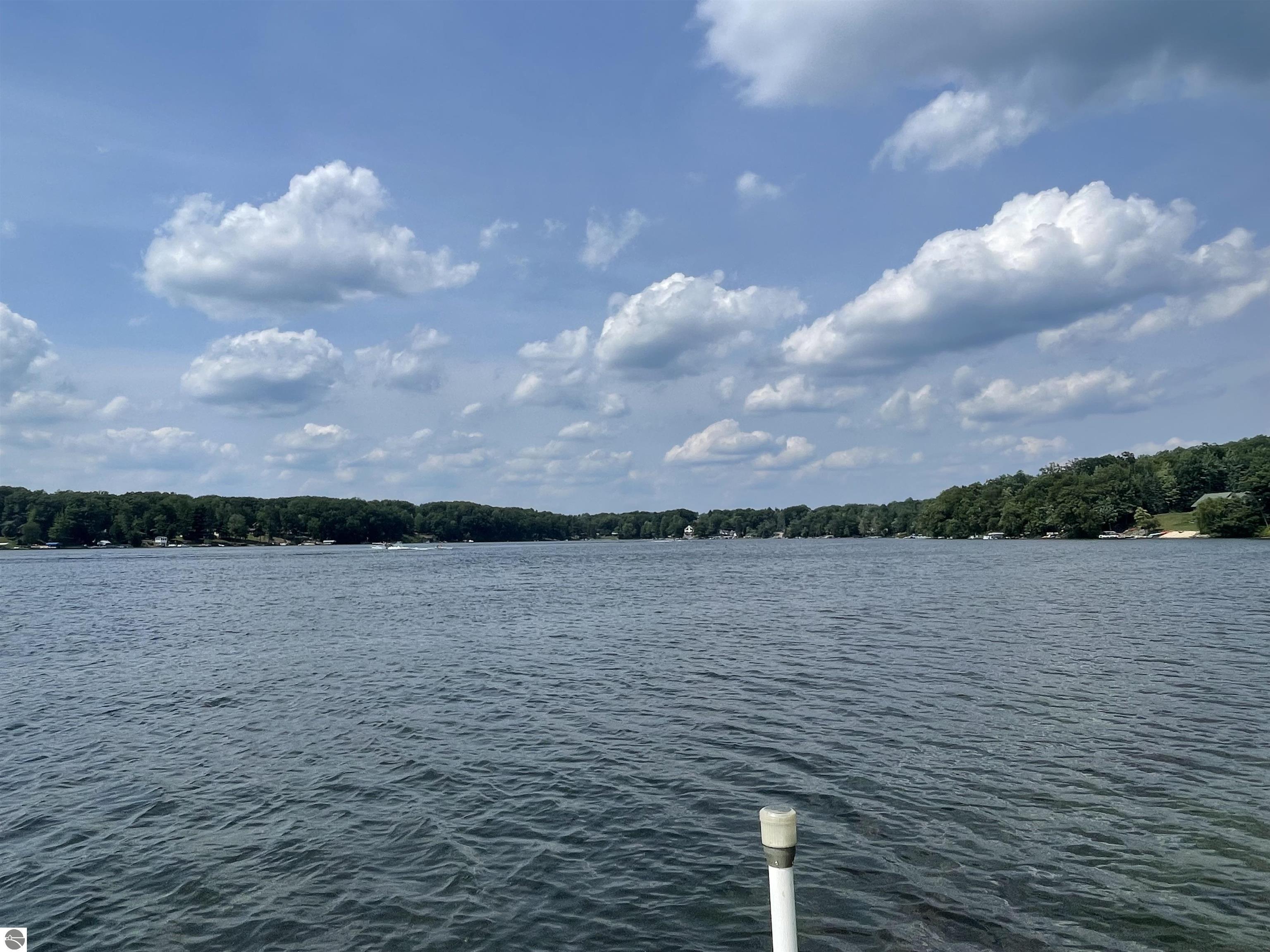 Harrison, Michigan, 48625, United States, 5 Bedrooms Bedrooms, ,4 BathroomsBathrooms,Residential,For Sale,1990816