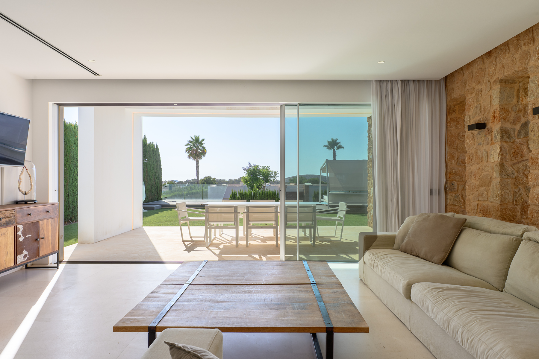  Luxurious modern villa near the beach - 物件實景