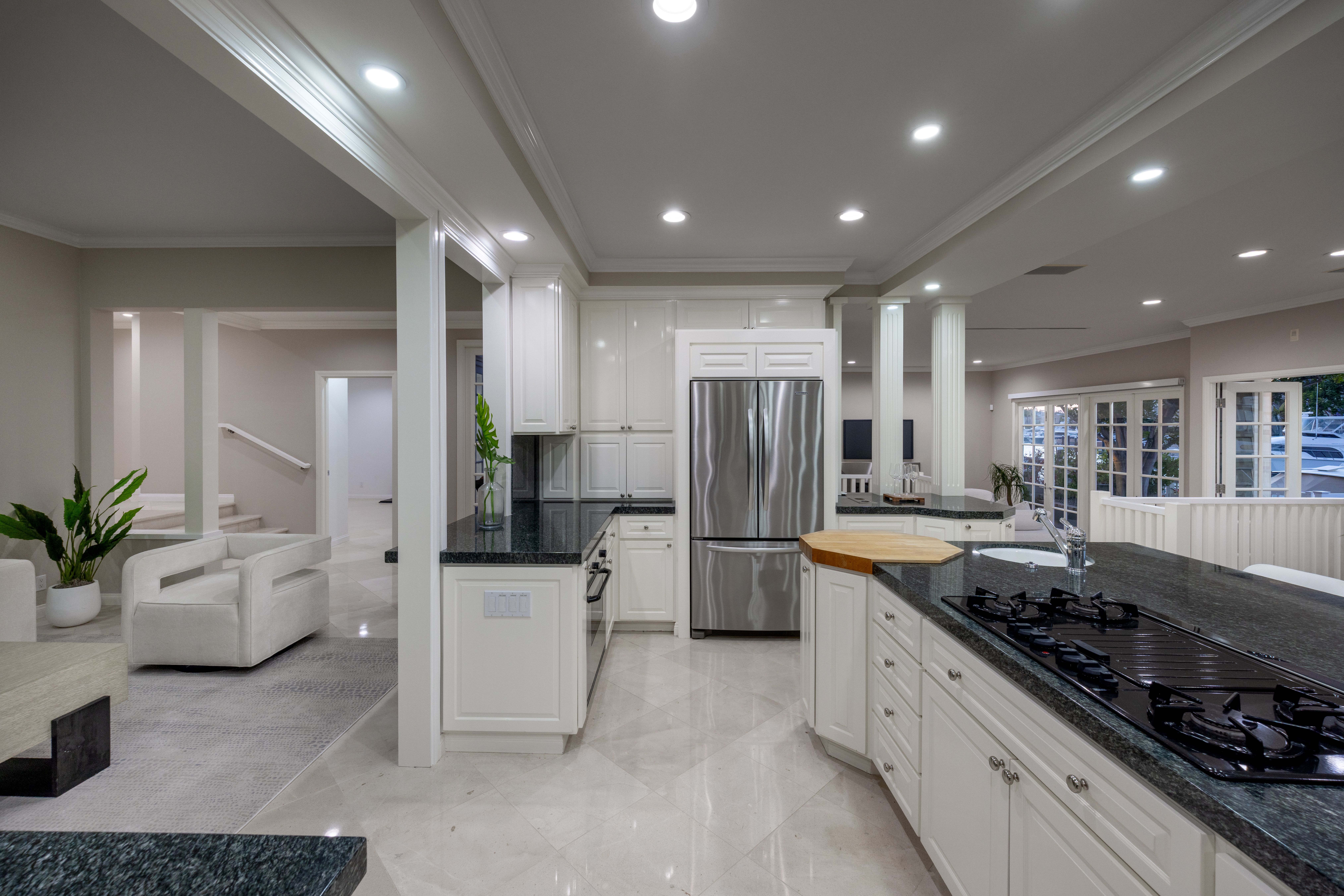  736 Harbor Island Drive, Newport Beach, CA 92660 - 物件實景