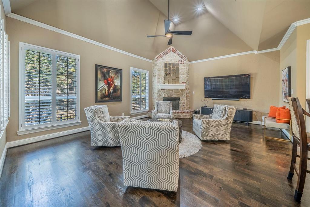 Bedford, Texas, 76021, United States, 3 Bedrooms Bedrooms, ,3 BathroomsBathrooms,Residential,For Sale,1983918