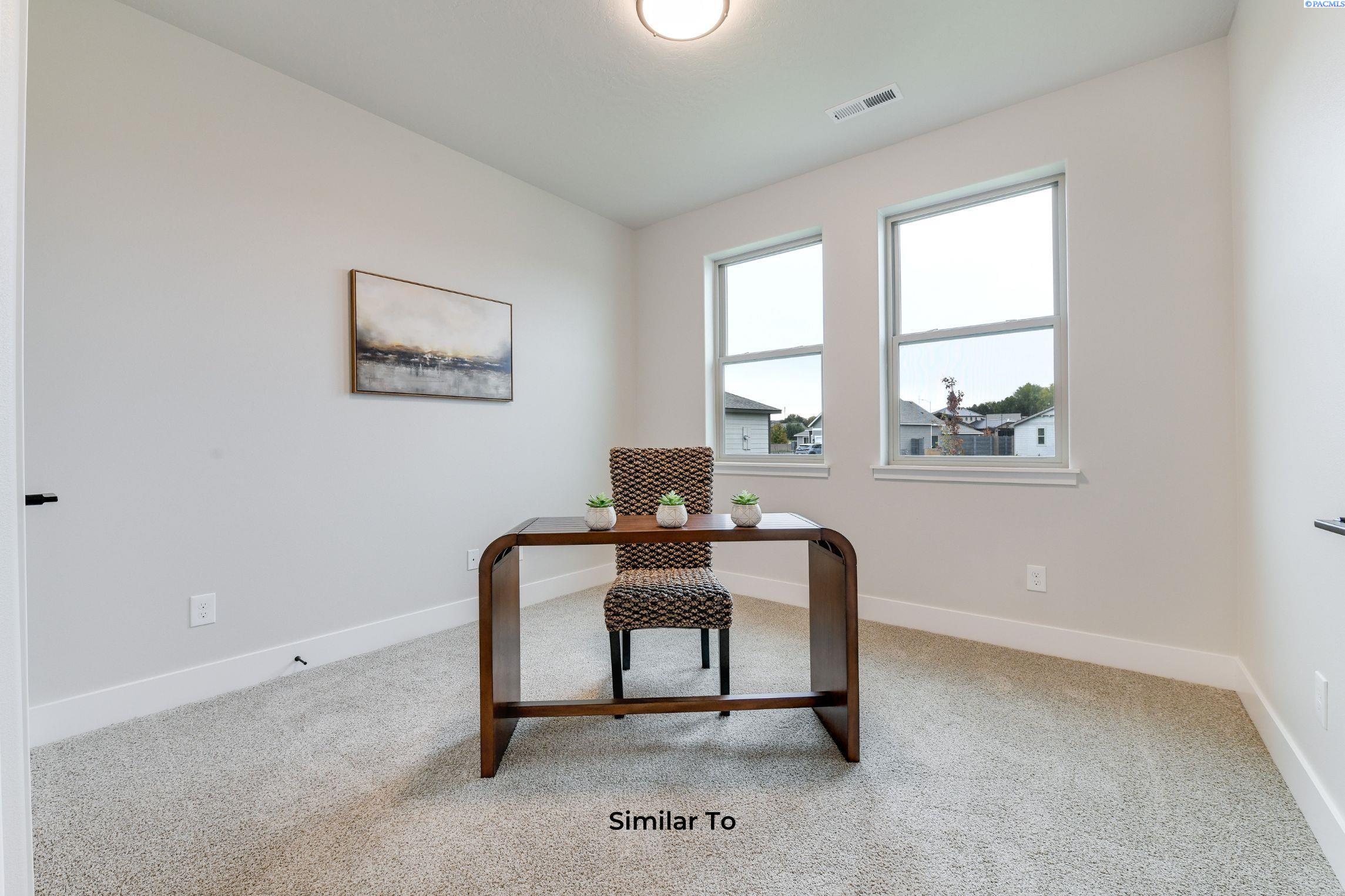 Kennewick, Washington, 99338, United States, 4 Bedrooms Bedrooms, ,2 BathroomsBathrooms,Residential,For Sale,1829366