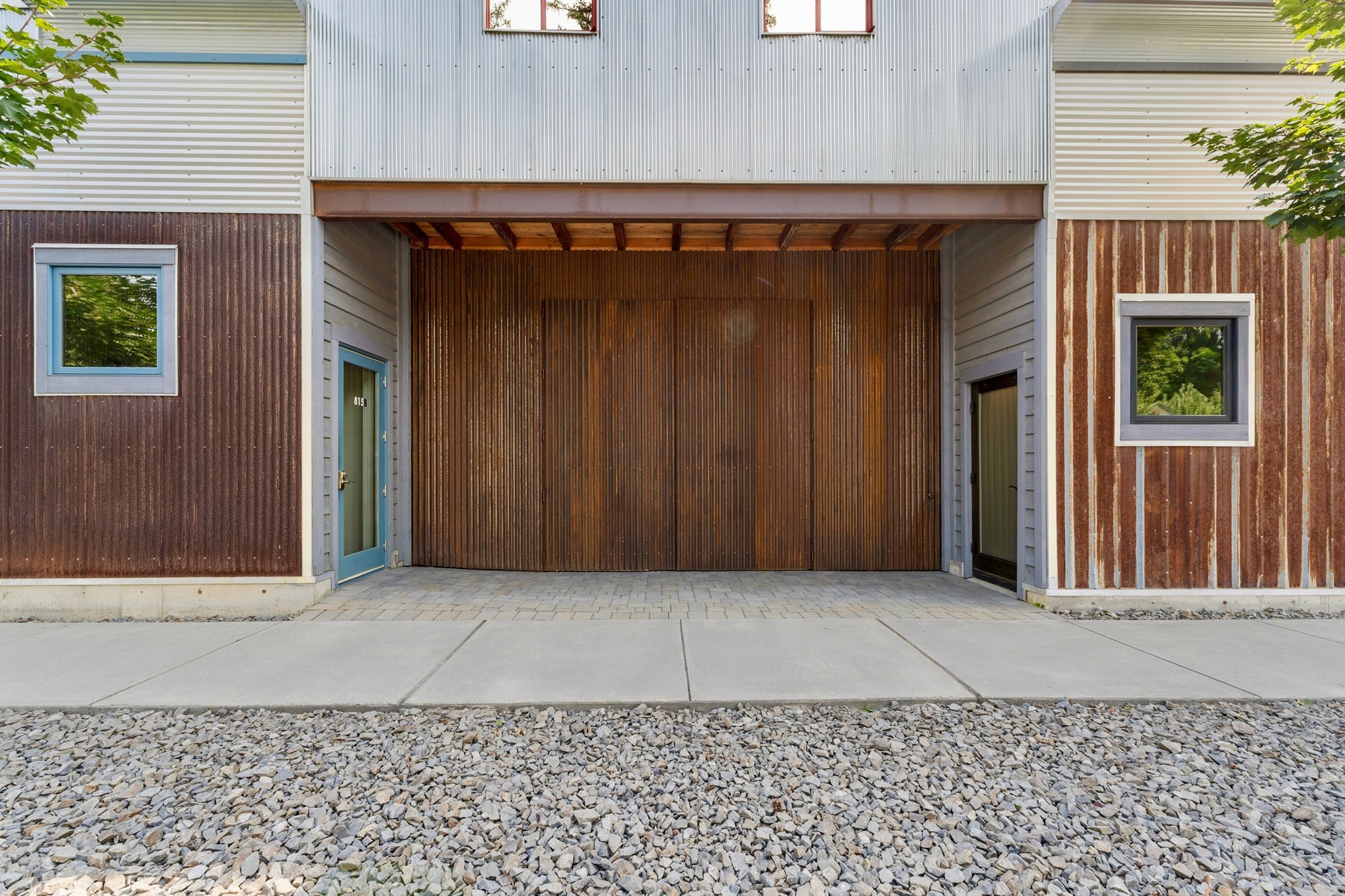  One Property. Countless Possibilities - 物件實景