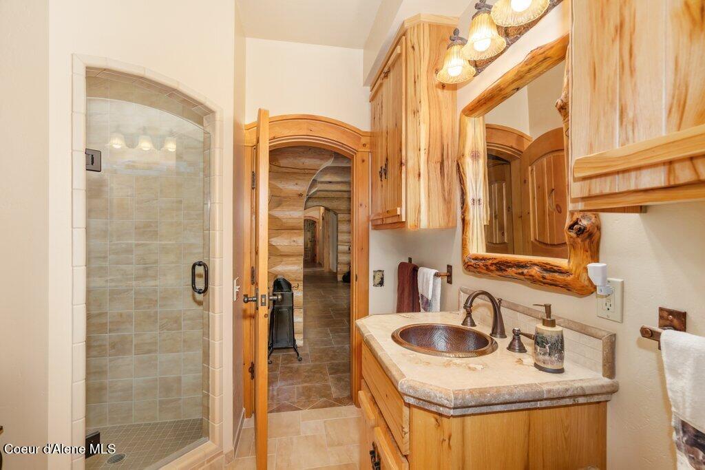 Coeur d'Alene, Idaho, 83814, United States, 4 Bedrooms Bedrooms, ,3 BathroomsBathrooms,Residential,For Sale,1981796