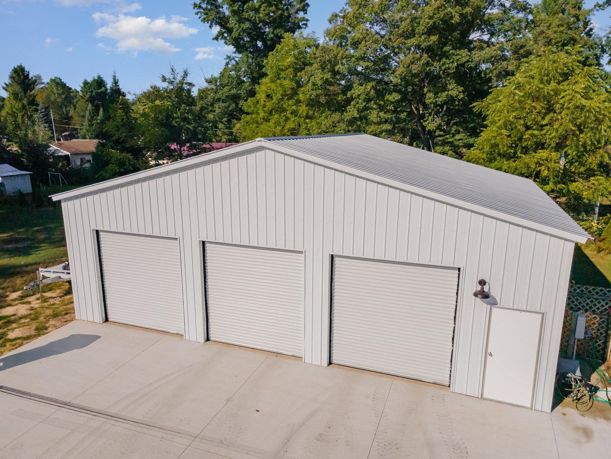 Harrison, Michigan, 48625, United States, 3 Bedrooms Bedrooms, ,3 BathroomsBathrooms,Residential,For Sale,2007492