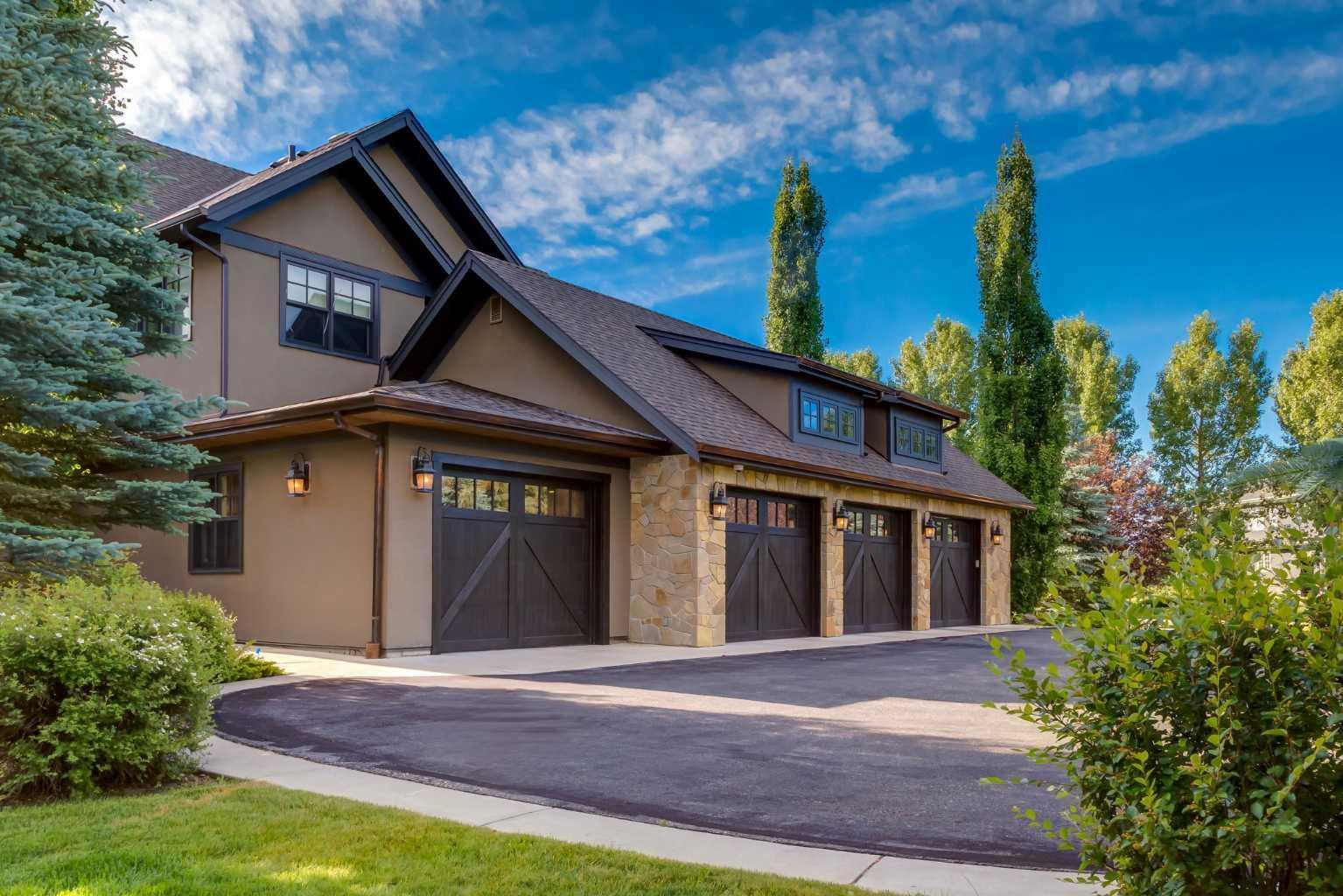 RURAL ROCKY VIEW COUNTY, Alberta, T3Z 3C9, CA, 6 Bedrooms Bedrooms, ,6 BathroomsBathrooms,Residential,For Sale,1895418
