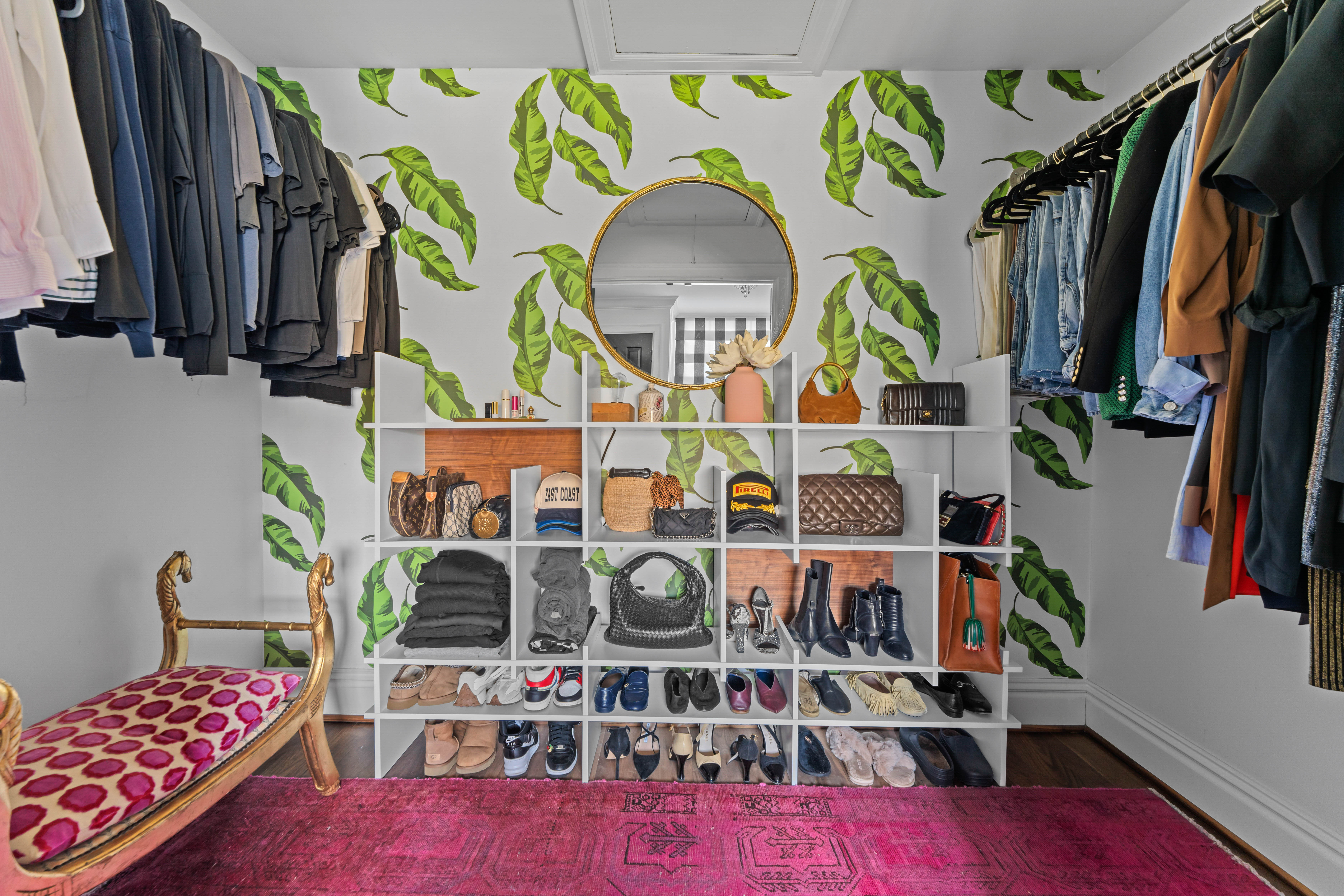  Stunning Private Estate Tucked Away on one of Ladue