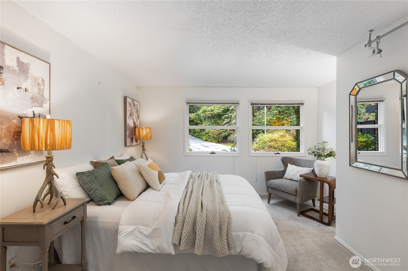 Bellevue, Washington, 98008, United States, 5 Bedrooms Bedrooms, ,2 BathroomsBathrooms,Residential,For Sale,2003304