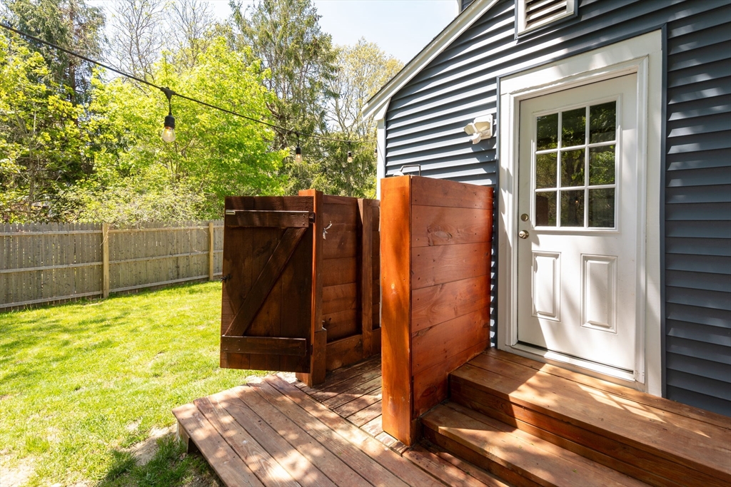 Barnstable, Massachusetts, 02648, United States, 4 Bedrooms Bedrooms, ,2 BathroomsBathrooms,Residential,For Sale,2049292