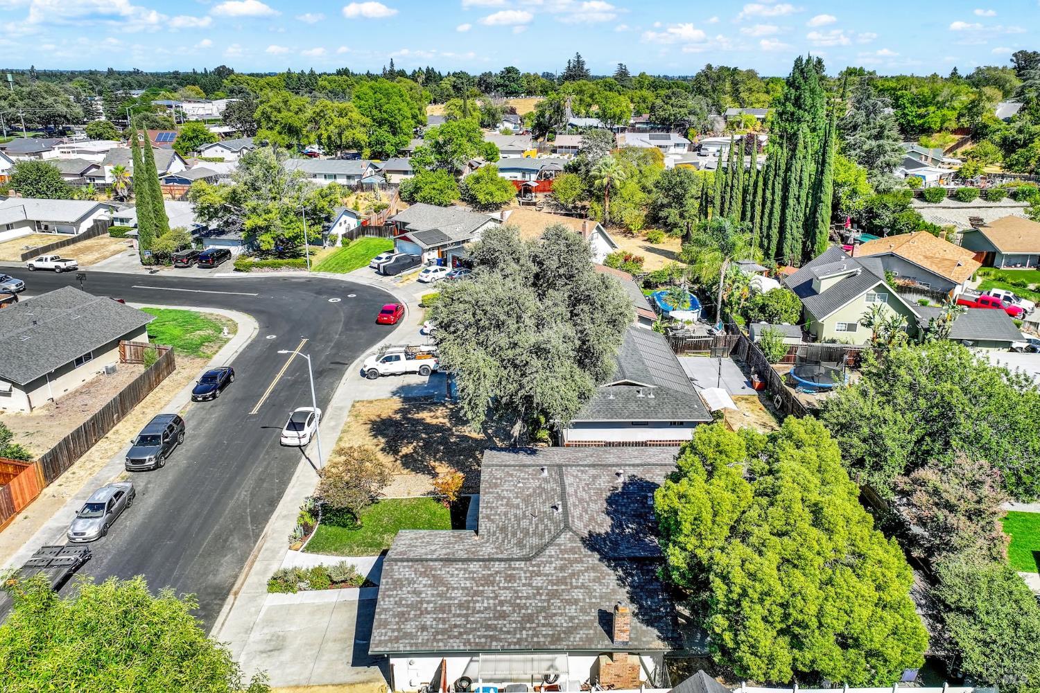 Vacaville, California, 95687, United States, 3 Bedrooms Bedrooms, ,2 BathroomsBathrooms,Residential,For Sale,1940371