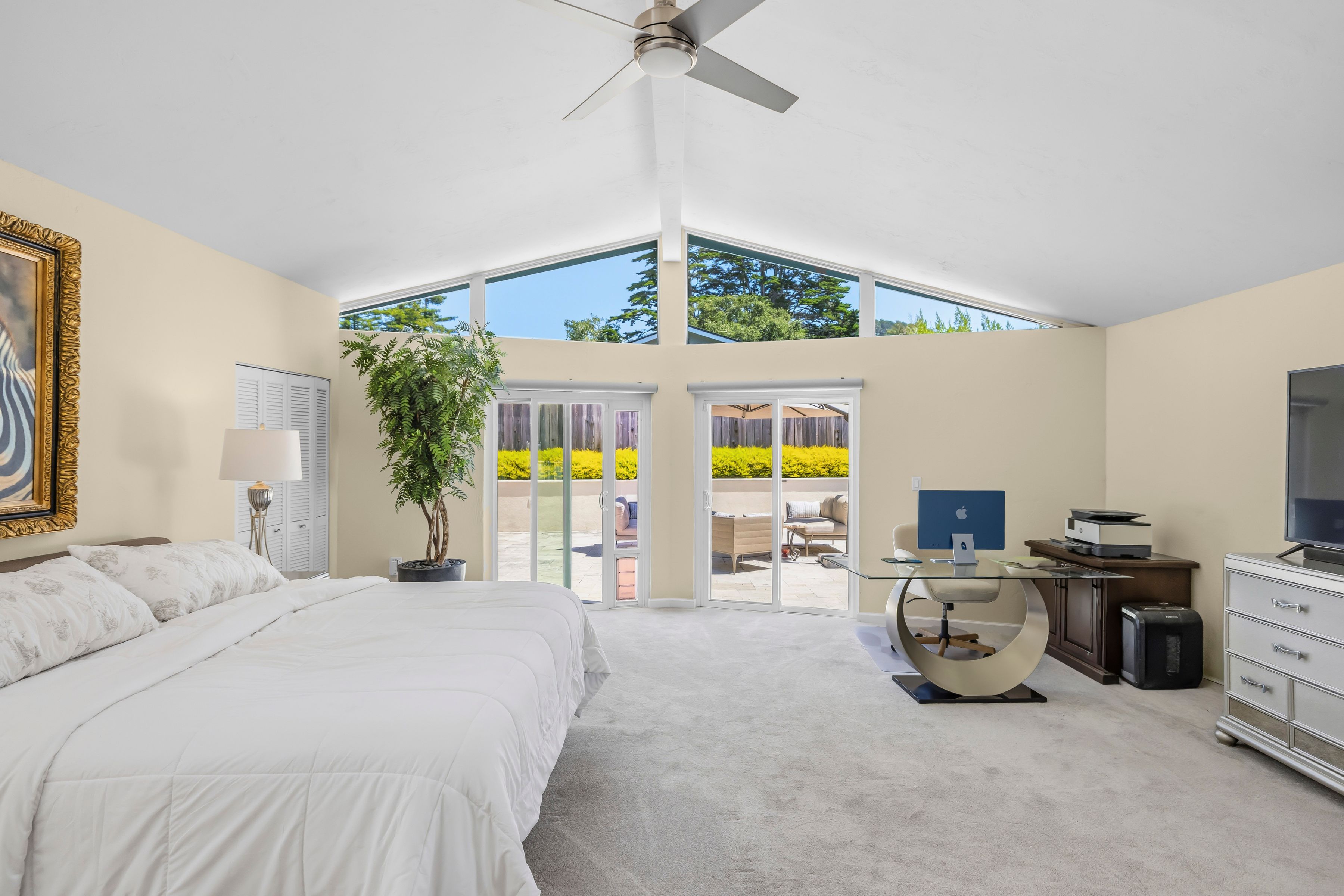  2110 Messina Place, Monterey - 物件實景