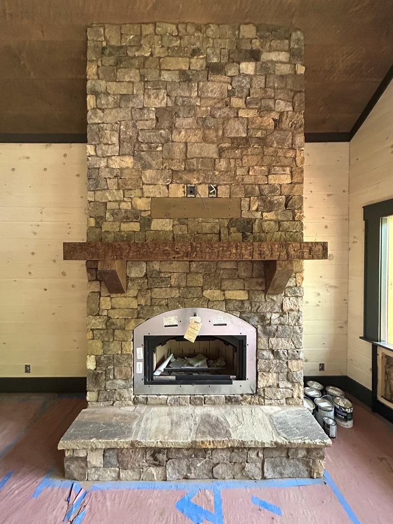 Mineral Bluff, Georgia, 30559, United States, 4 Bedrooms Bedrooms, ,5 BathroomsBathrooms,Residential,For Sale,1858917