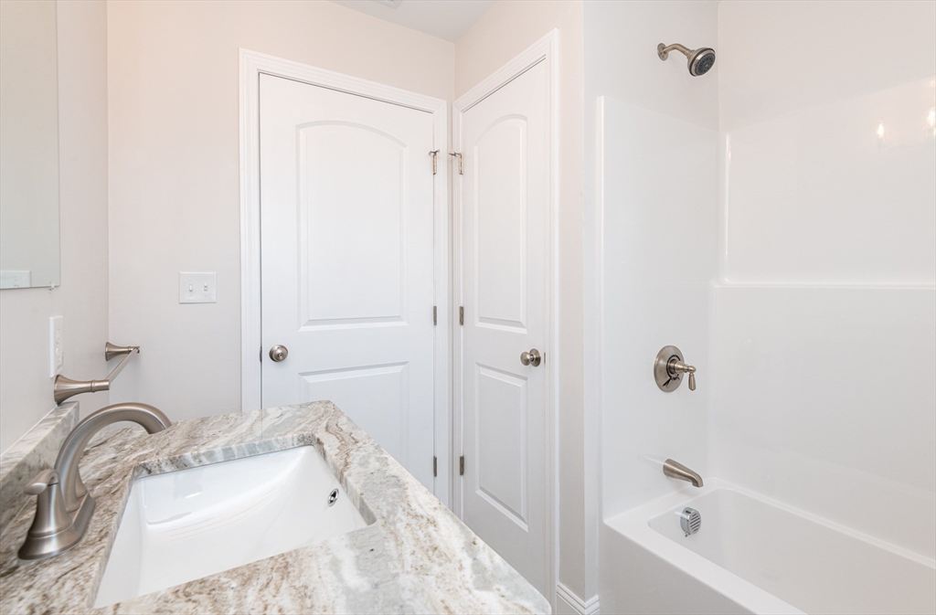 Lynn, Massachusetts, 01905, United States, 3 Bedrooms Bedrooms, ,2 BathroomsBathrooms,Residential,For Sale,1909147