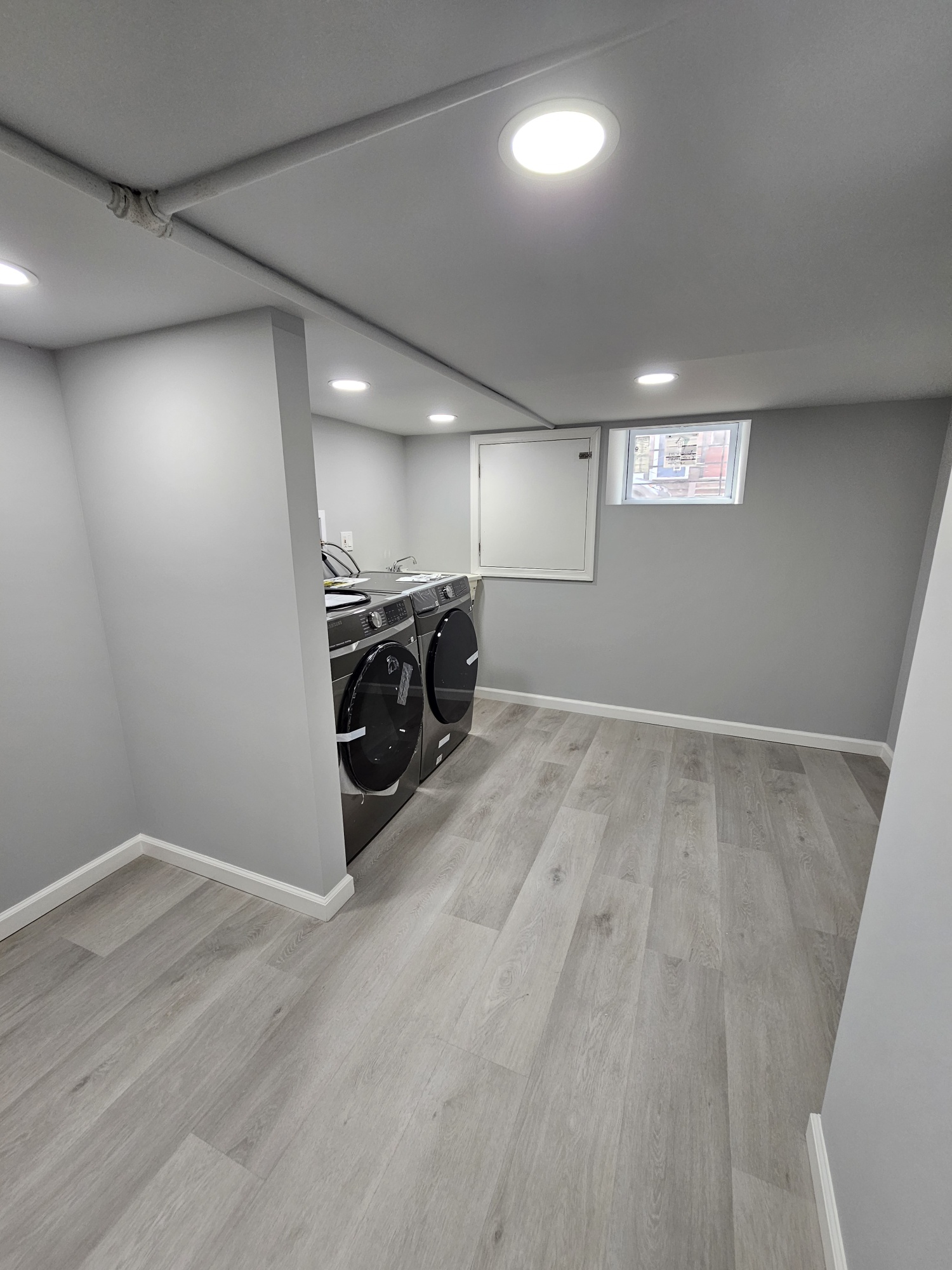 Philadelphia, Pennsylvania, 19145, United States, 4 Bedrooms Bedrooms, ,3 BathroomsBathrooms,Residential,For Sale,1979613