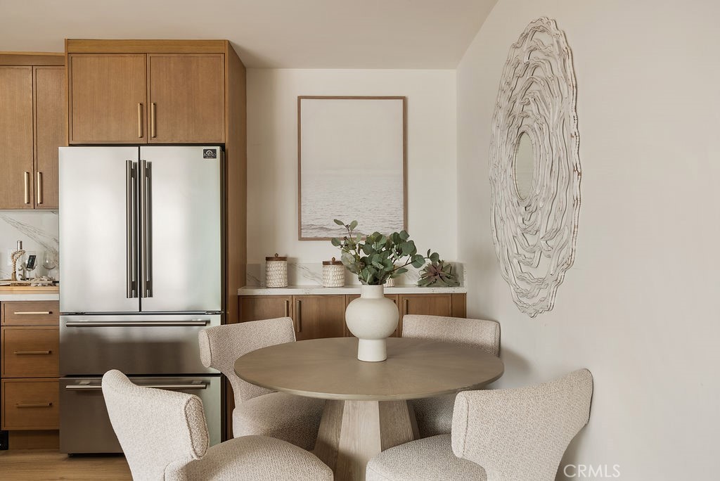 Long Beach, California, 90802, United States, 2 Bedrooms Bedrooms, ,2 BathroomsBathrooms,Residential,For Sale,1994707