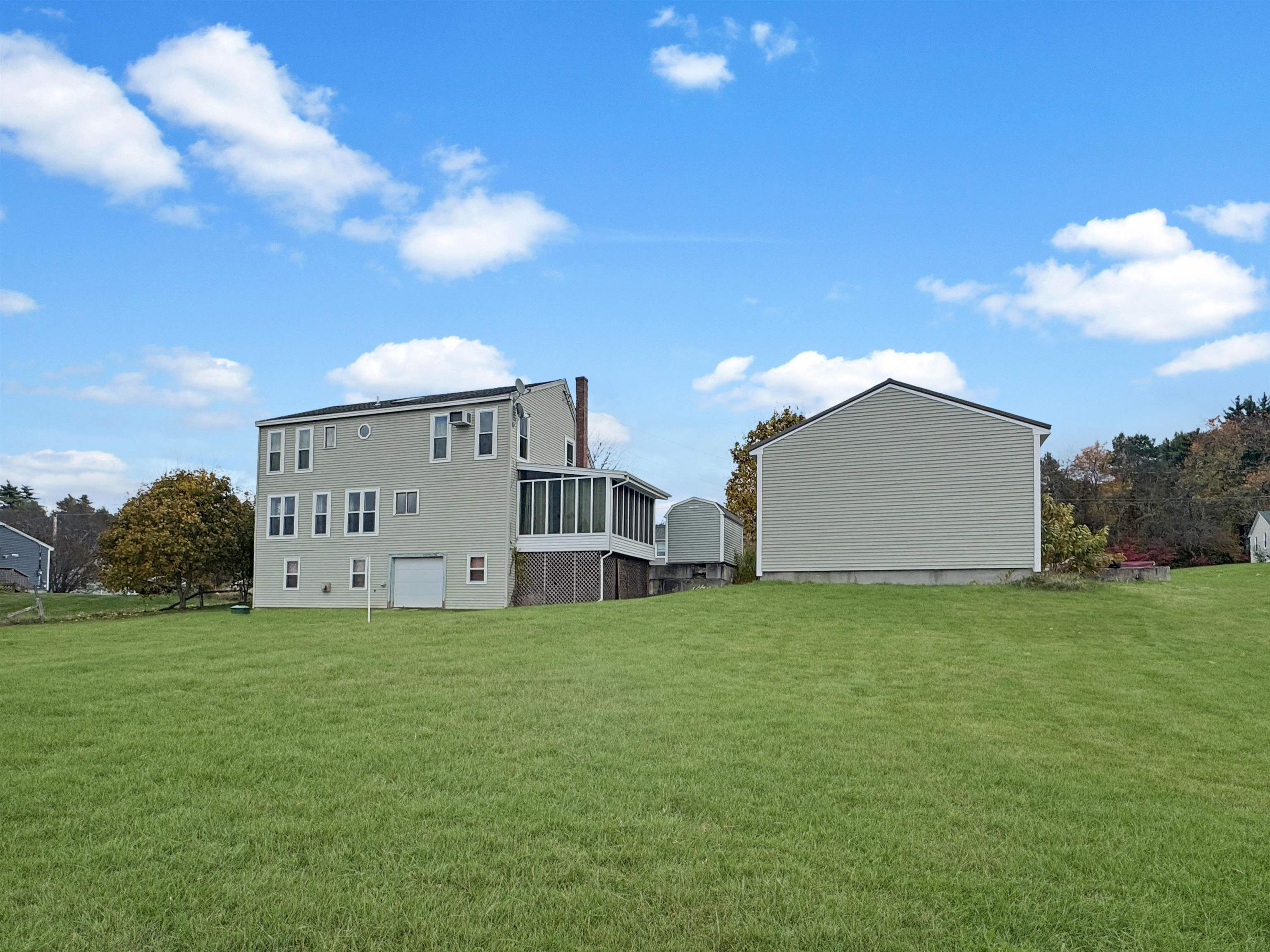 Epsom, New Hampshire, 03234, United States, 2 Bedrooms Bedrooms, ,3 BathroomsBathrooms,Residential,For Sale,1971379