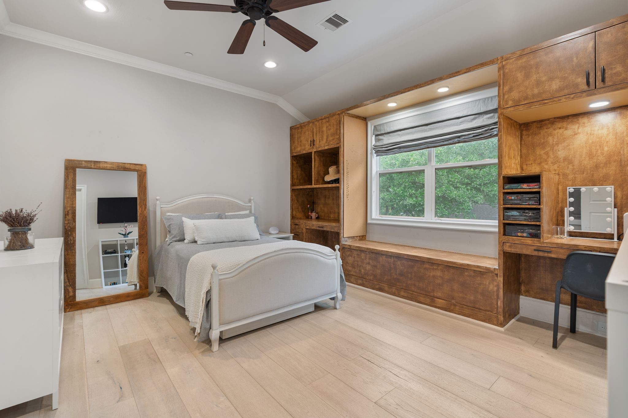  634 Knipp Road - 物件實景