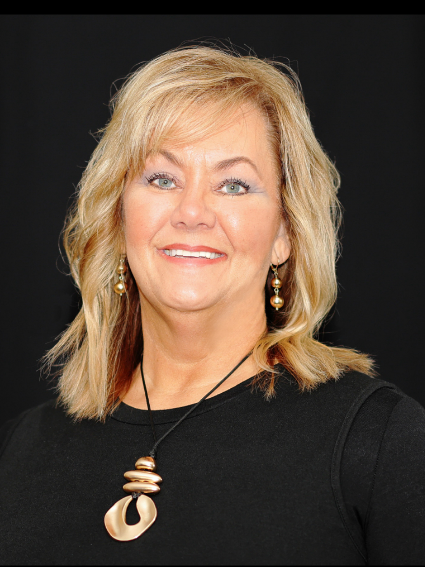 Lori Stucki 