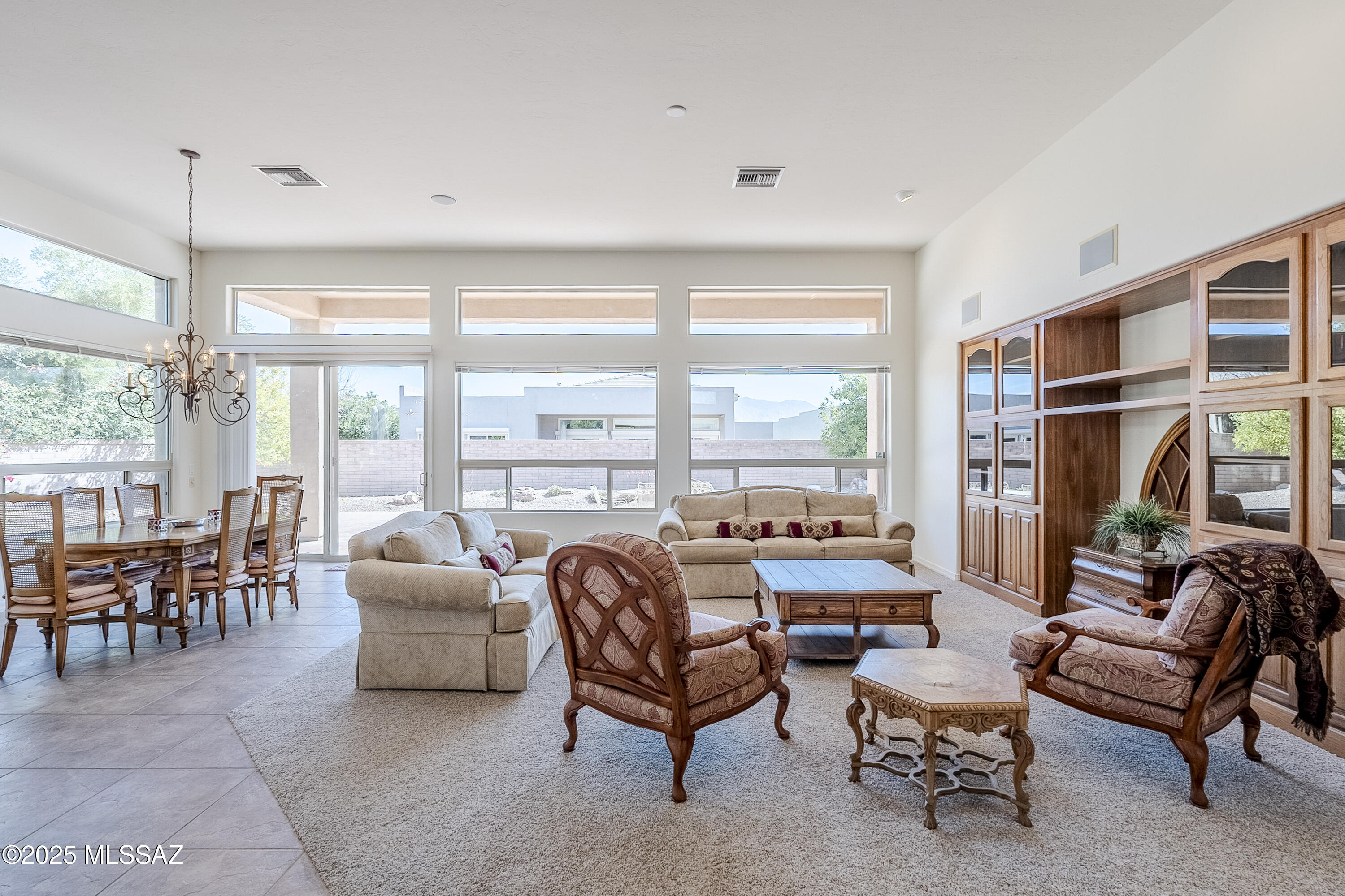 Oro Valley, Arizona, 85755, United States, 3 Bedrooms Bedrooms, ,3 BathroomsBathrooms,Residential,For Sale,1729108