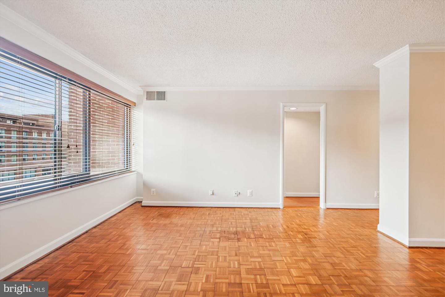 Washington, District of Columbia, 20007, United States, 1 Bedroom Bedrooms, ,1 BathroomBathrooms,Residential,For Sale,1941615