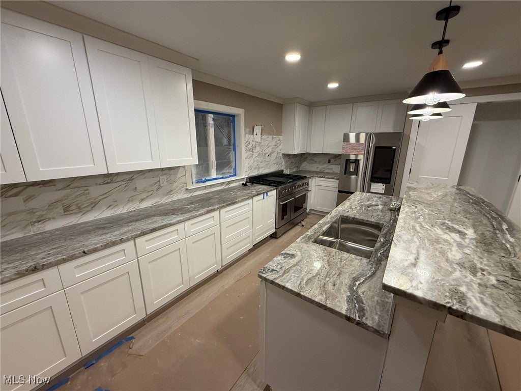 Chagrin Falls, Ohio, 44022, United States, 4 Bedrooms Bedrooms, ,5 BathroomsBathrooms,Residential,For Sale,1980156