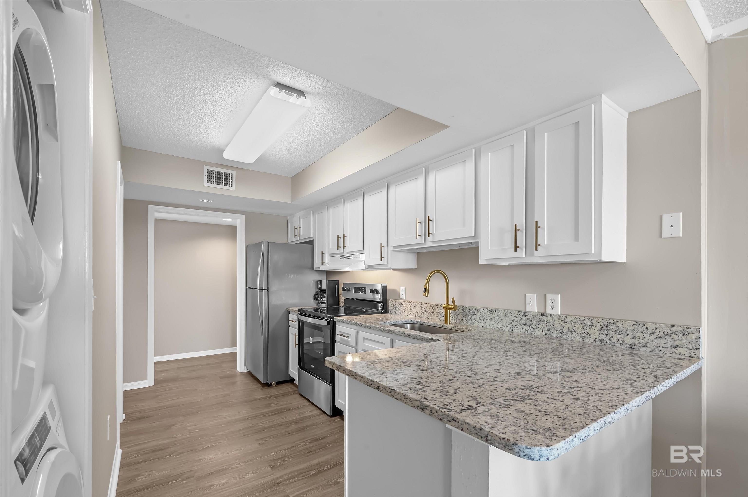 Gulf Shores, Alabama, 36542, United States, 3 Bedrooms Bedrooms, ,3 BathroomsBathrooms,Residential,For Sale,1979654