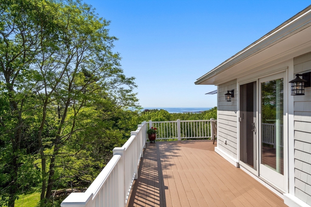 Manchester, Massachusetts, 01944, United States, 4 Bedrooms Bedrooms, ,3 BathroomsBathrooms,Residential,For Sale,1846974