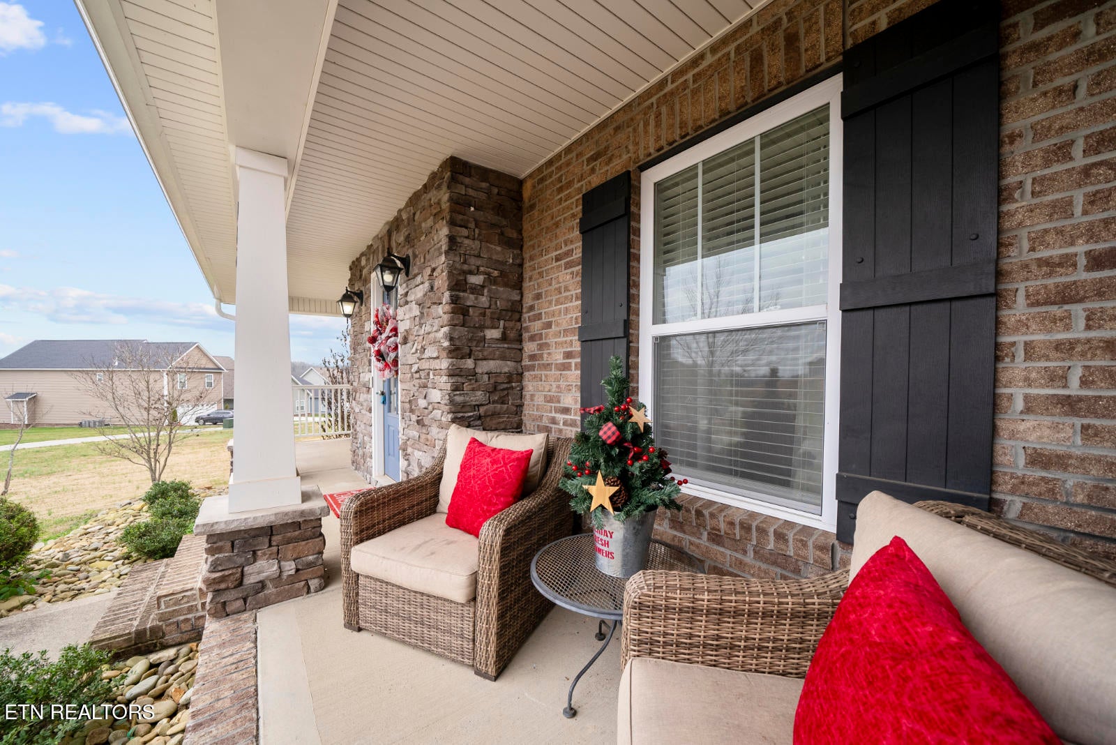 Oak Ridge, Tennessee, 37830, United States, 4 Bedrooms Bedrooms, ,3 BathroomsBathrooms,Residential,For Sale,2003025