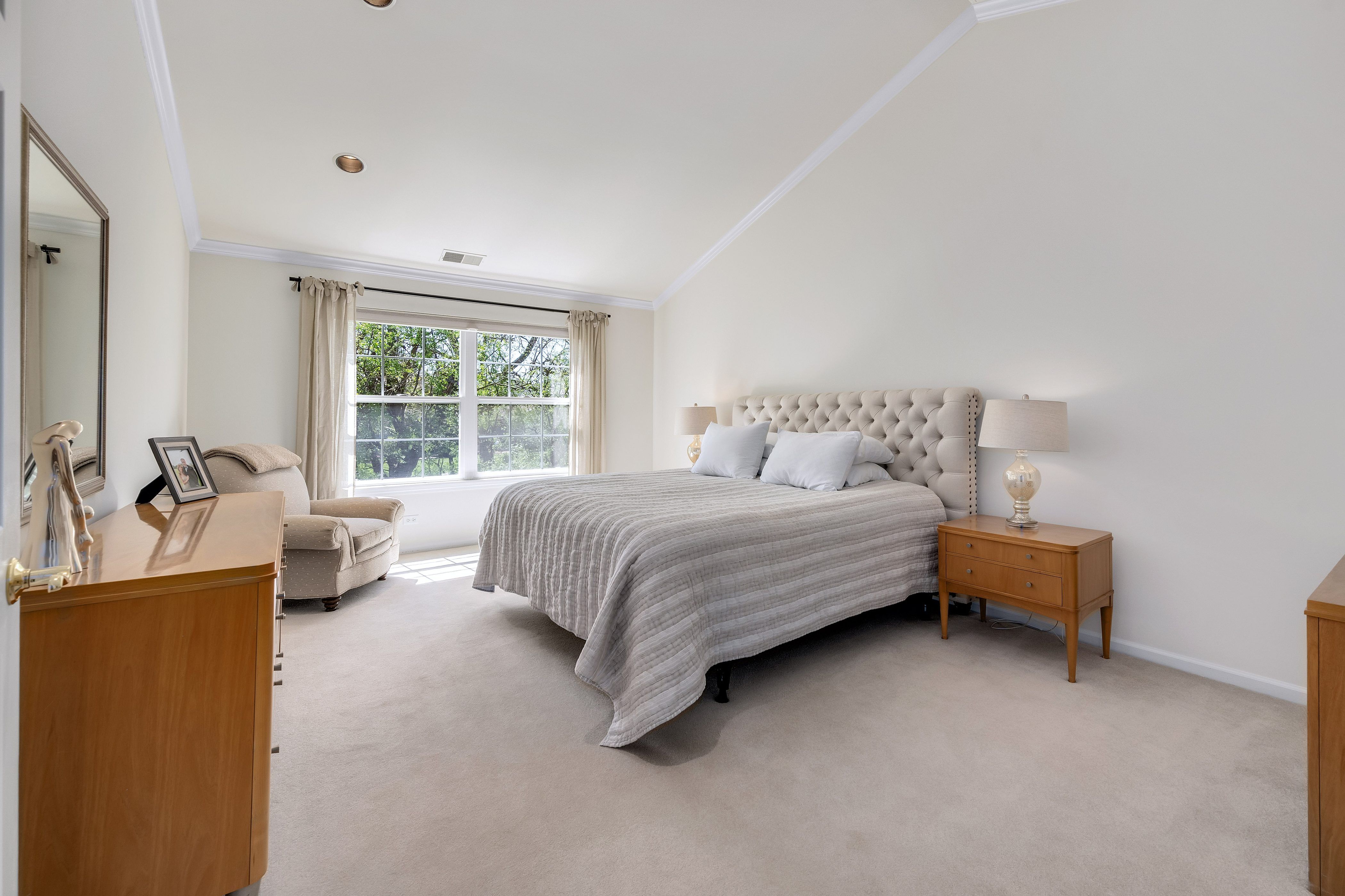  Open Concept Ashbrook Townhome - 物件實景
