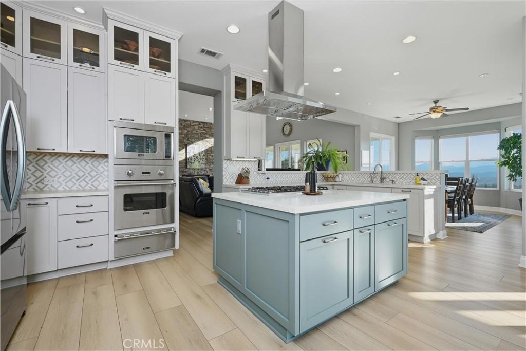 Hidden Valley Lake, California, 95467, United States, 3 Bedrooms Bedrooms, ,4 BathroomsBathrooms,Residential,For Sale,1975917