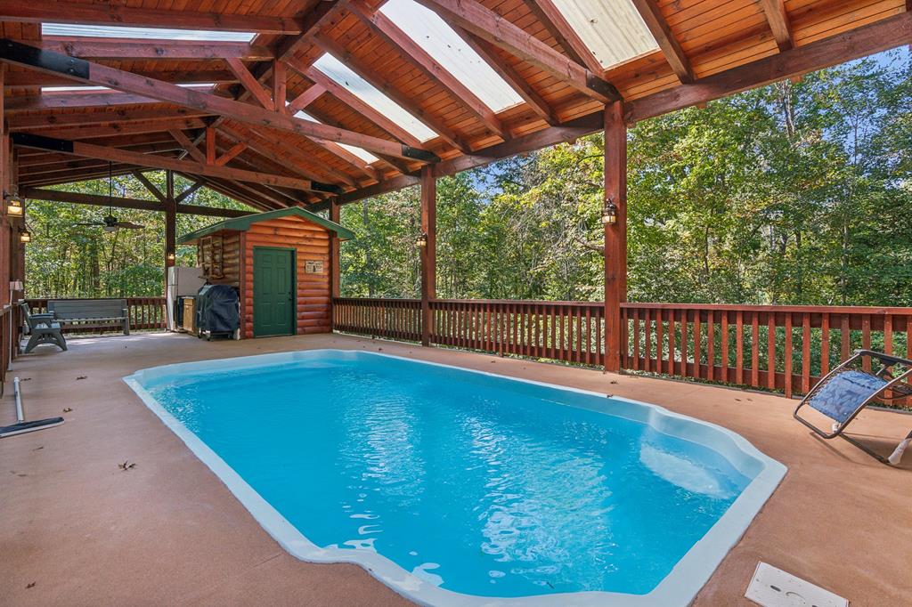 Morganton, Georgia, 30560, United States, 3 Bedrooms Bedrooms, ,4 BathroomsBathrooms,Residential,For Sale,1858984