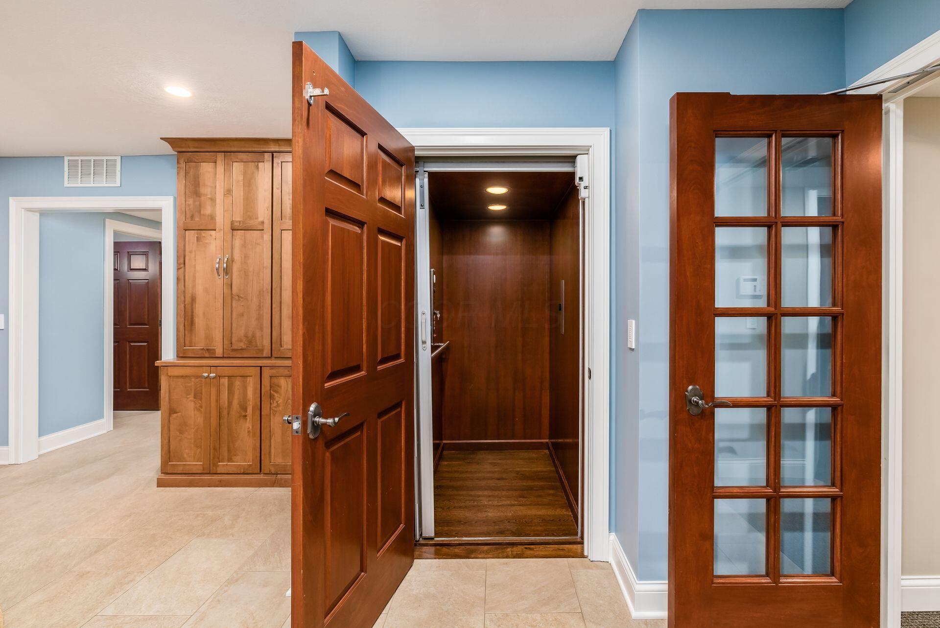 Pickerington, Ohio, 43147, United States, 6 Bedrooms Bedrooms, ,8 BathroomsBathrooms,Residential,For Sale,1766515