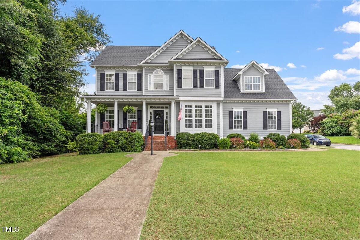 Fuquay Varina, North Carolina, 27526, United States, 4 Bedrooms Bedrooms, ,3 BathroomsBathrooms,Residential,For Sale,1867218