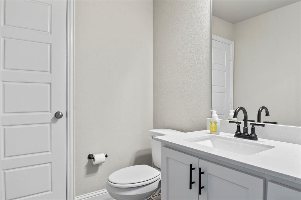 Ovilla, Texas, 75154, United States, 4 Bedrooms Bedrooms, ,4 BathroomsBathrooms,Residential,For Sale,1976541