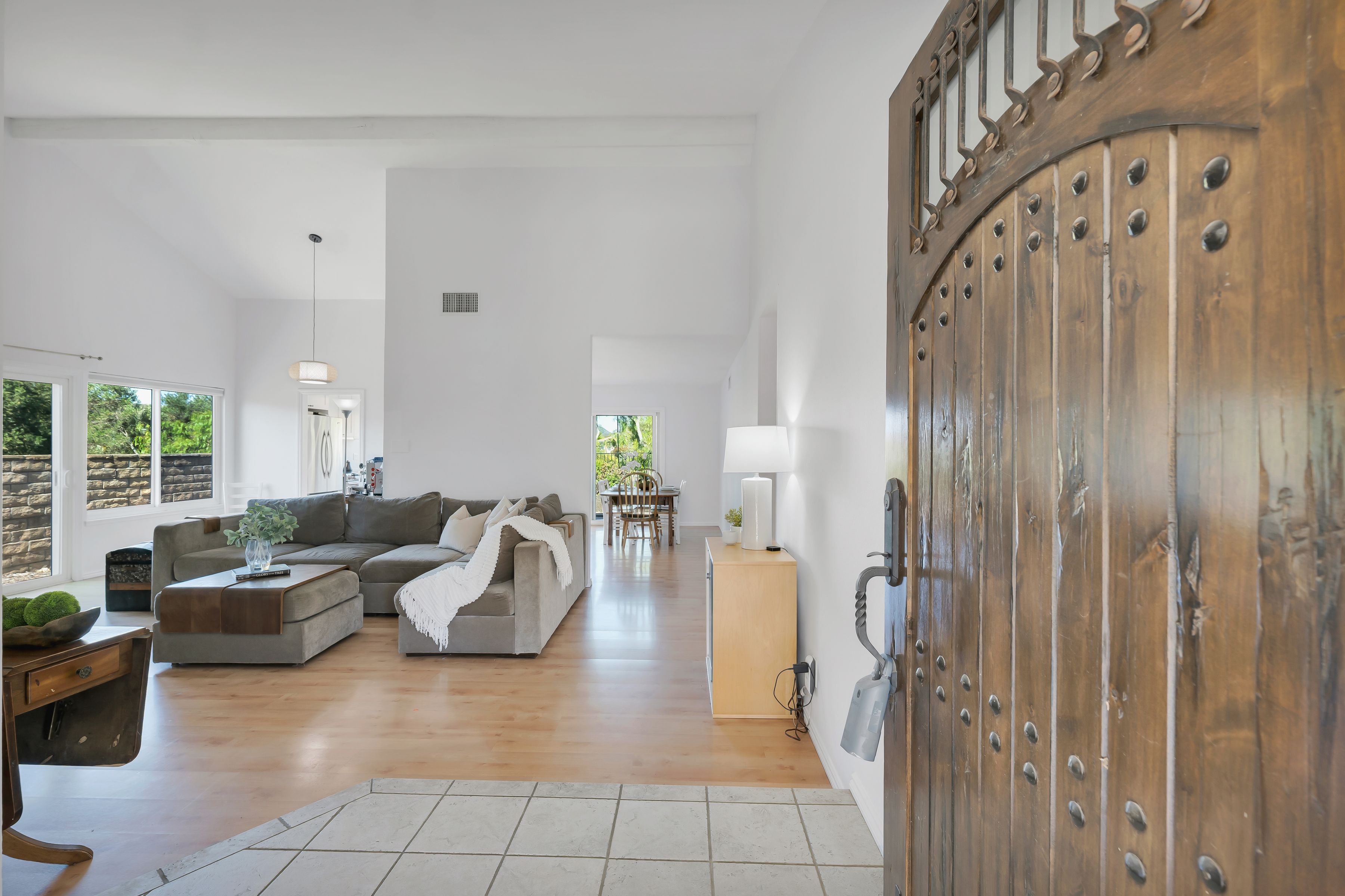  351 S. Greenway Avenue, Newbury Park - 物件實景