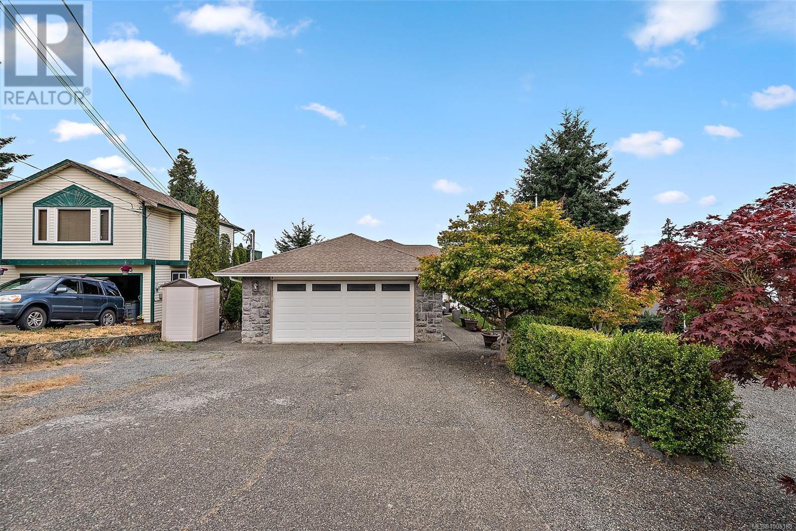 LANGFORD, British Columbia, V9B 5V3, CA, 5 Bedrooms Bedrooms, ,4 BathroomsBathrooms,Residential,For Sale,1891160