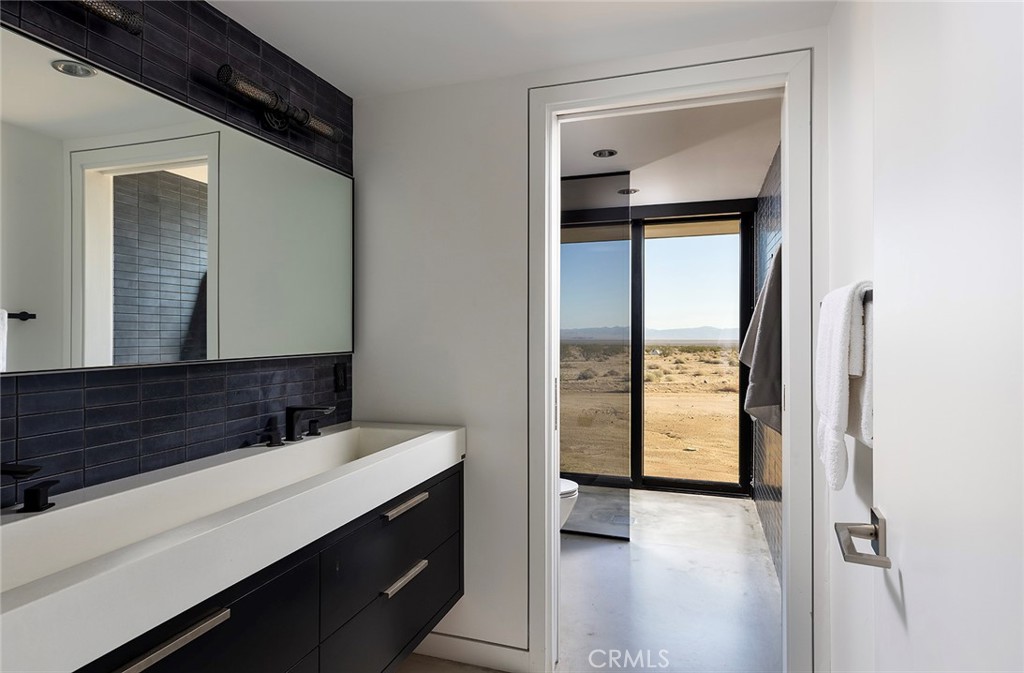 Joshua Tree, California, 92252, United States, 4 Bedrooms Bedrooms, ,3 BathroomsBathrooms,Residential,For Sale,1961812